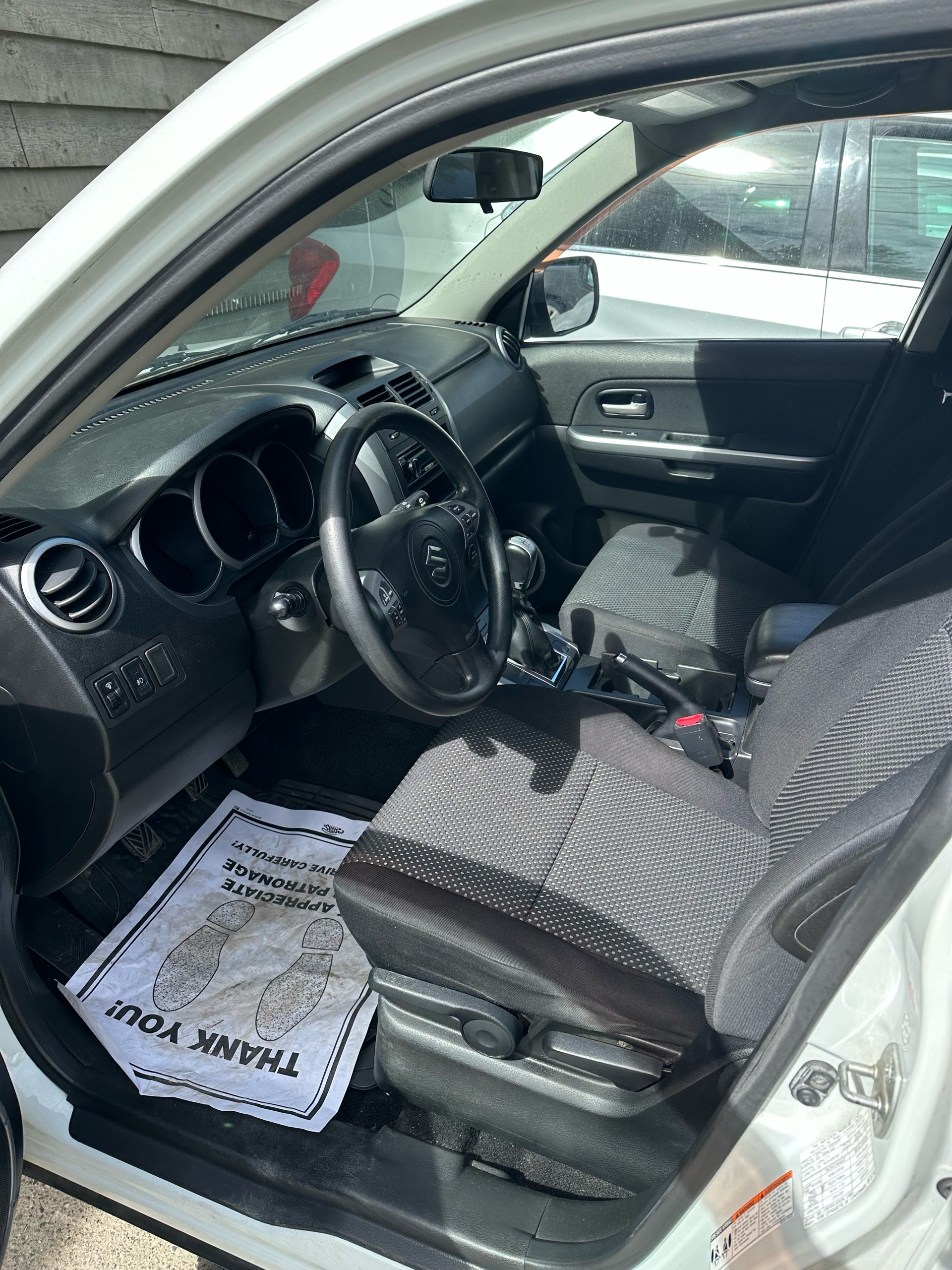 /canwestautoinc/2006-Suzuki-GrandVitara-545963611670218.jpg