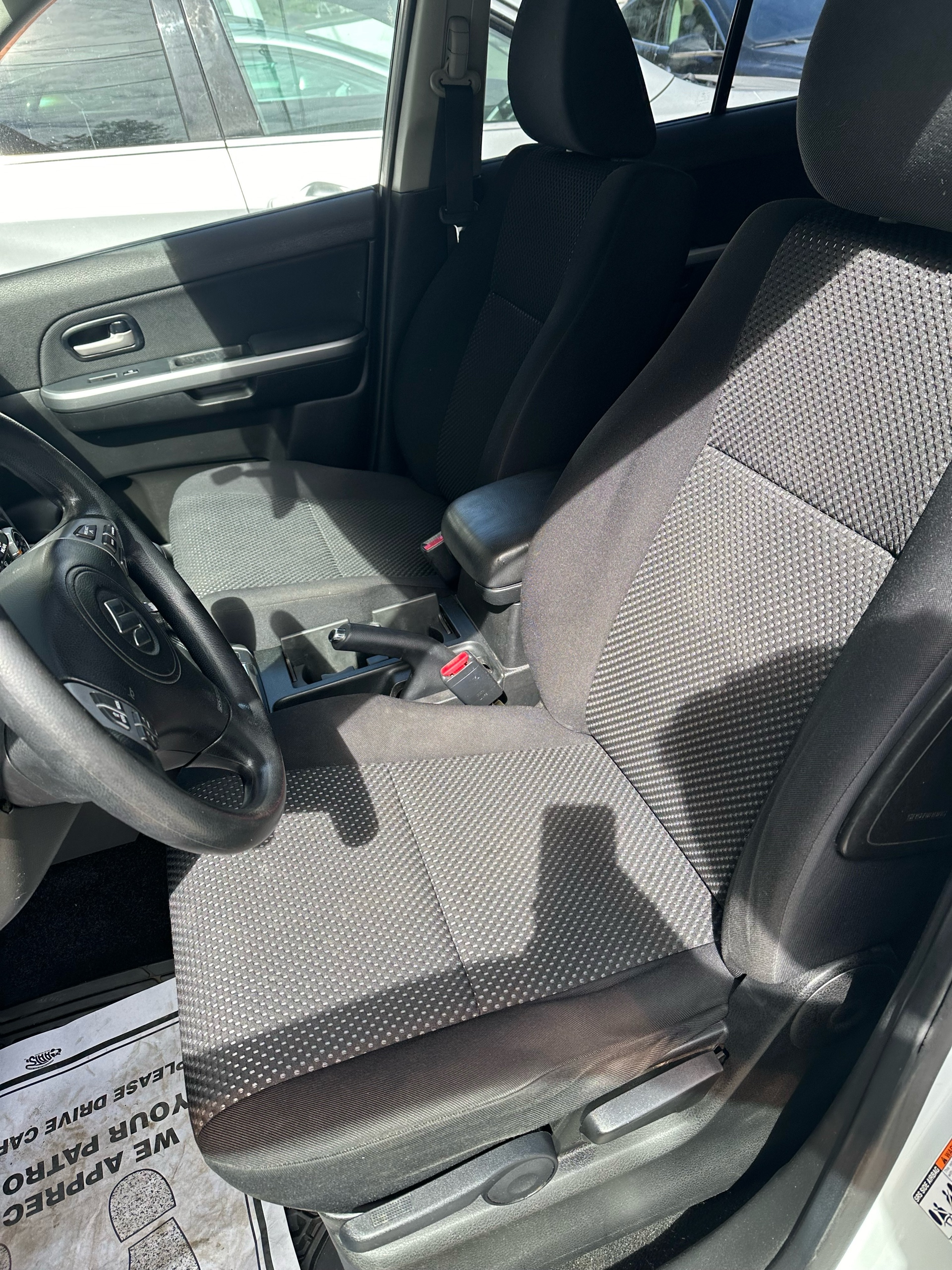 /canwestautoinc/2006-Suzuki-GrandVitara-5757312807966835.jpg