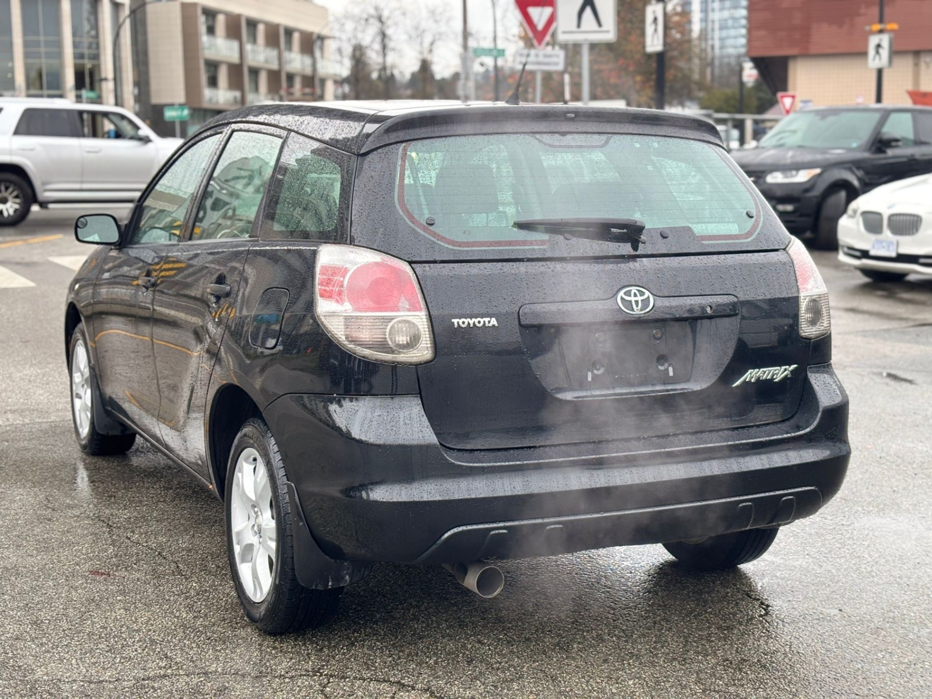 /canwestautoinc/2006-Toyota-Matrix-09016713792720199.jpg