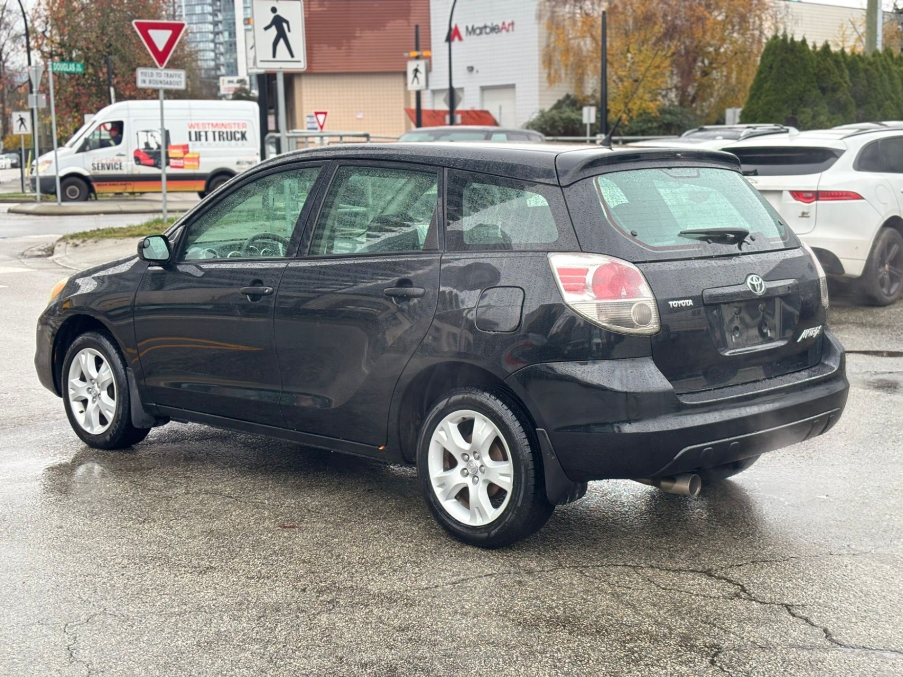 /canwestautoinc/2006-Toyota-Matrix-3988386278536933.jpg