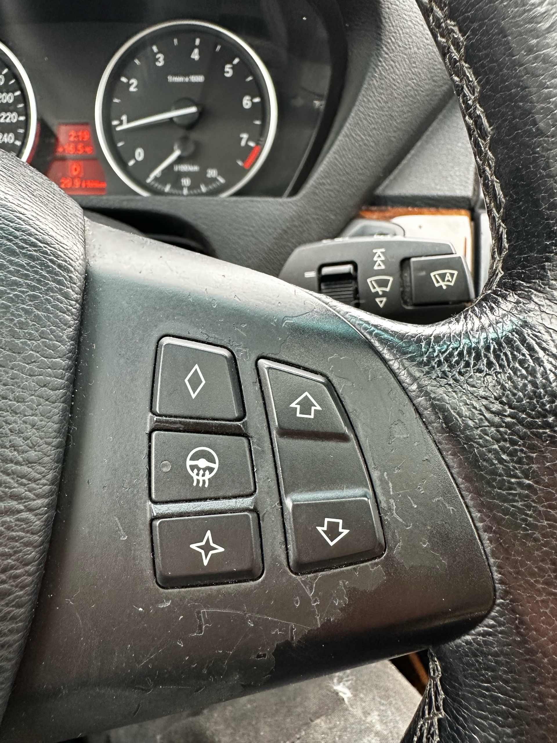/canwestautoinc/2007-BMW-X5-3999271461422358.jpg