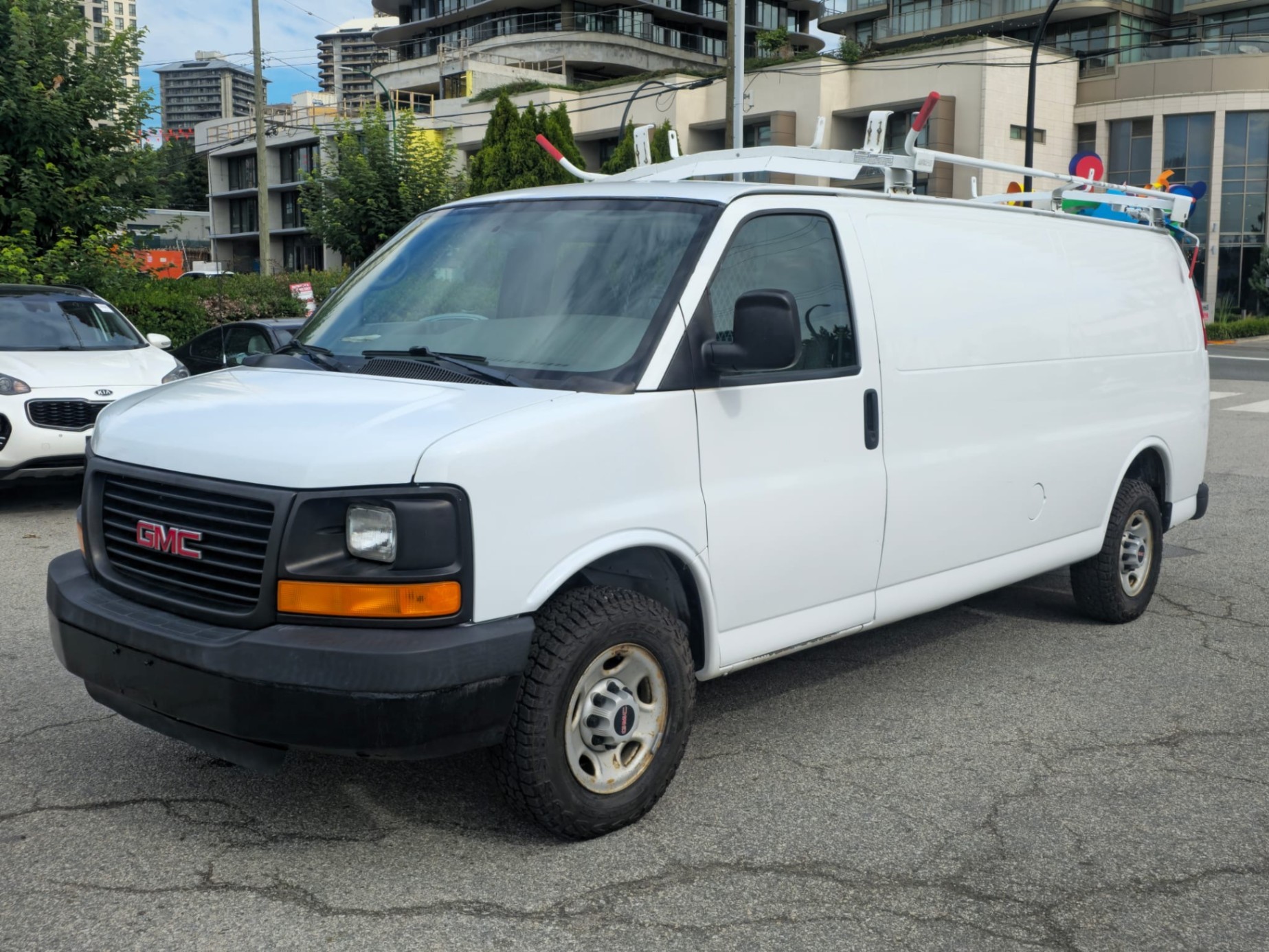 /canwestautoinc/2007-GMC-Savana-3212533274058471.jpg