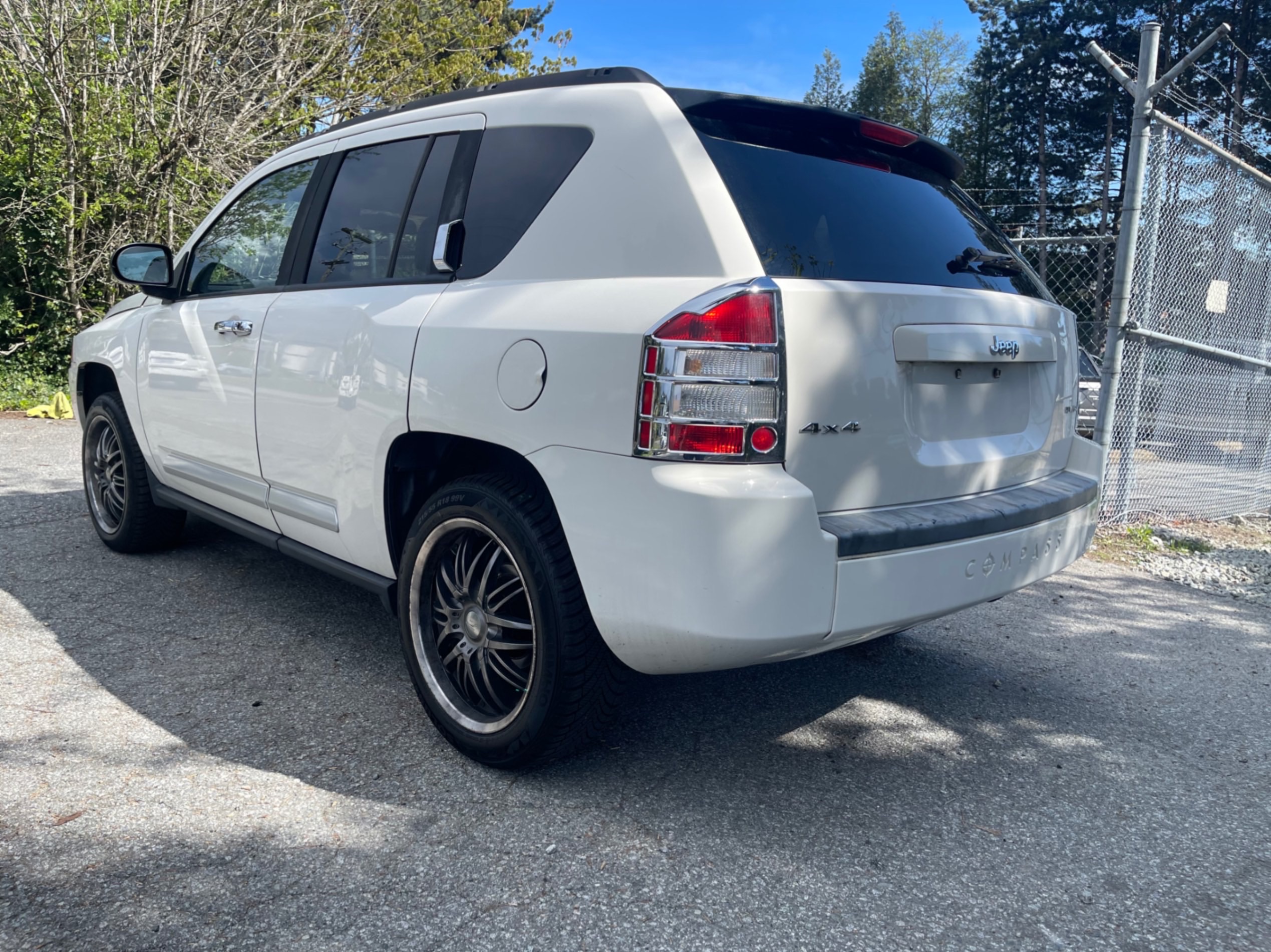 /canwestautoinc/2007-Jeep-Compass-8124775082730349.jpg