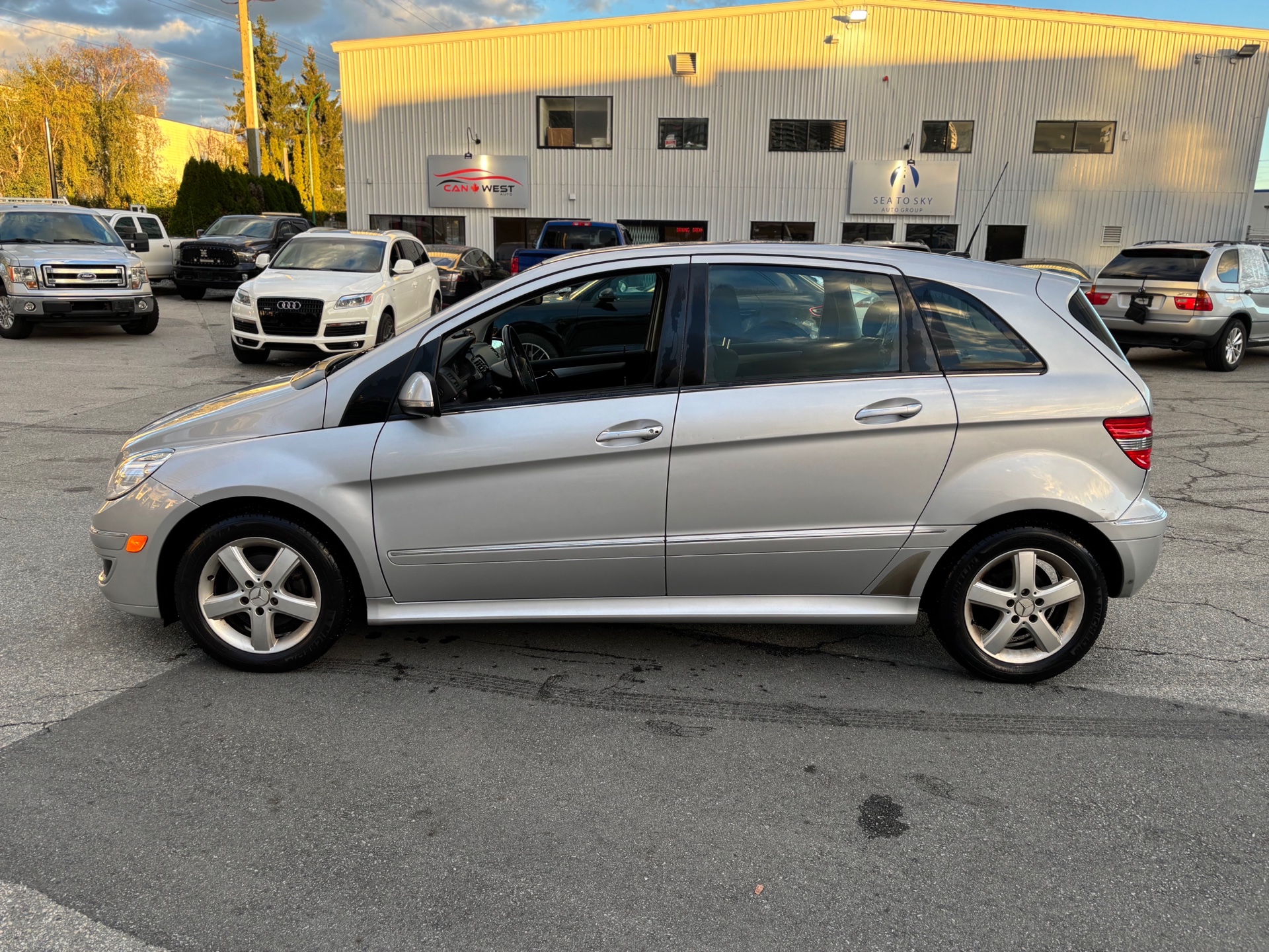 /canwestautoinc/2007-Mercedes-Benz-B-Class-10096112644361854.jpg
