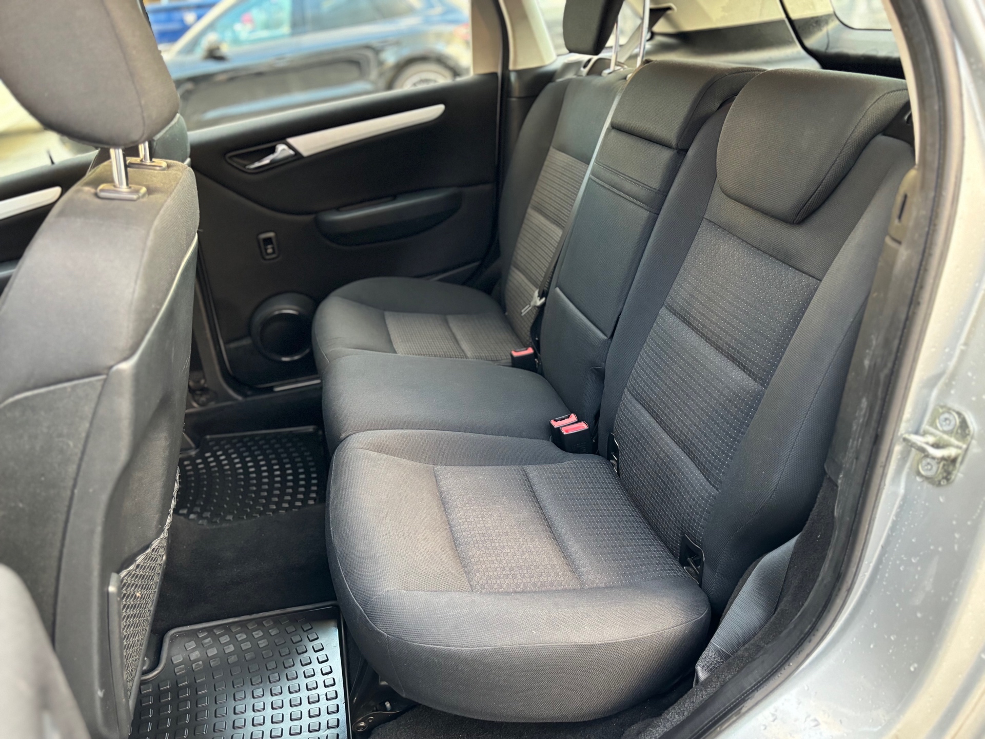 /canwestautoinc/2007-Mercedes-Benz-B-Class-9346747182632722.jpg