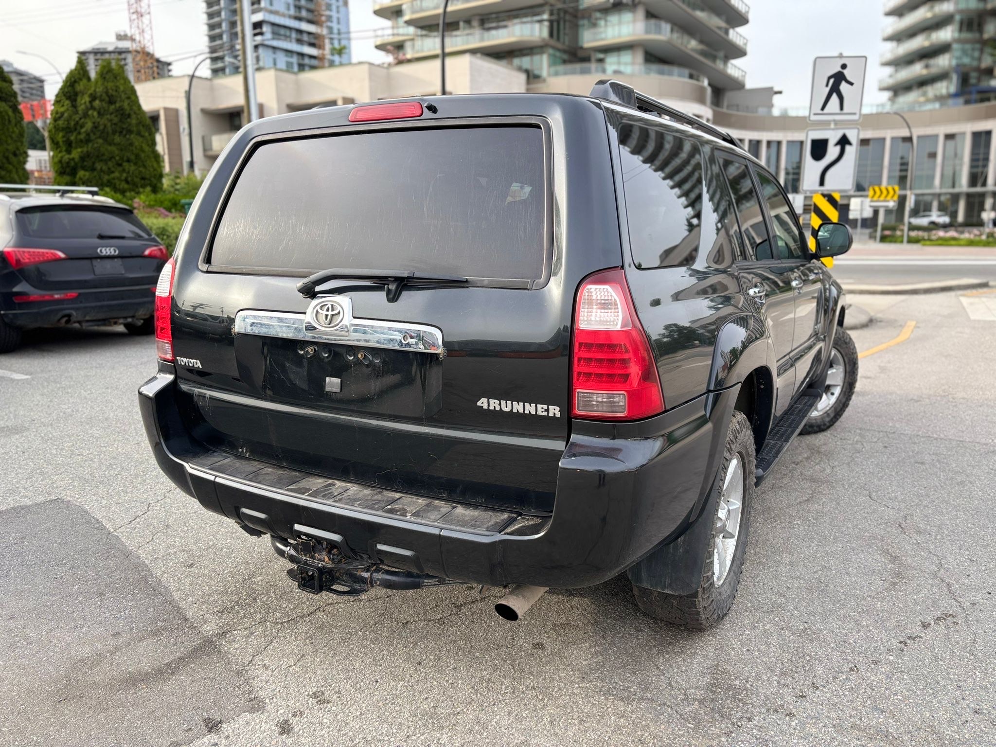 /canwestautoinc/2007-Toyota-4Runner-18735521156636792.jpg
