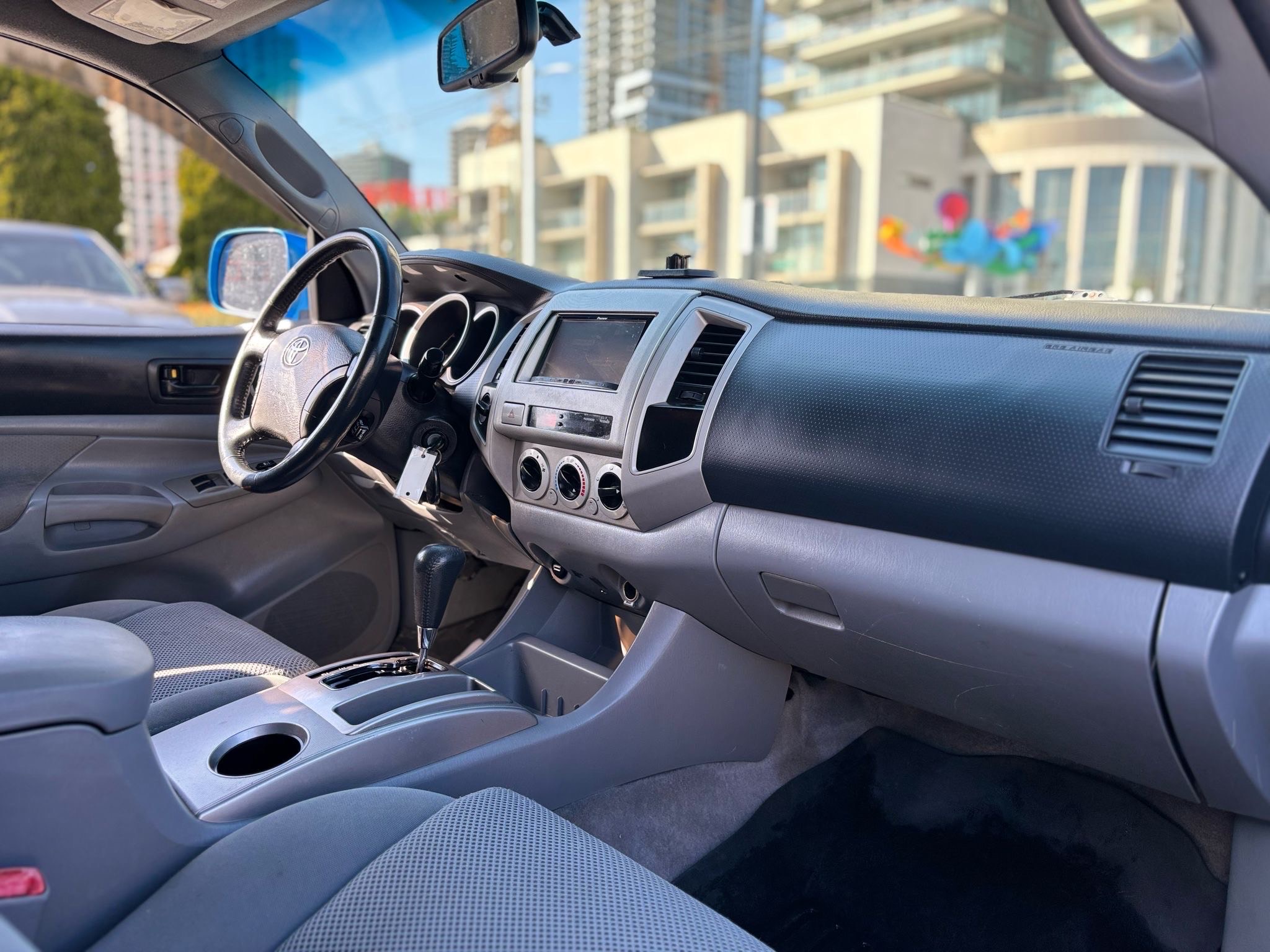 /canwestautoinc/2007-Toyota-Tacoma-44776846198286946.jpg