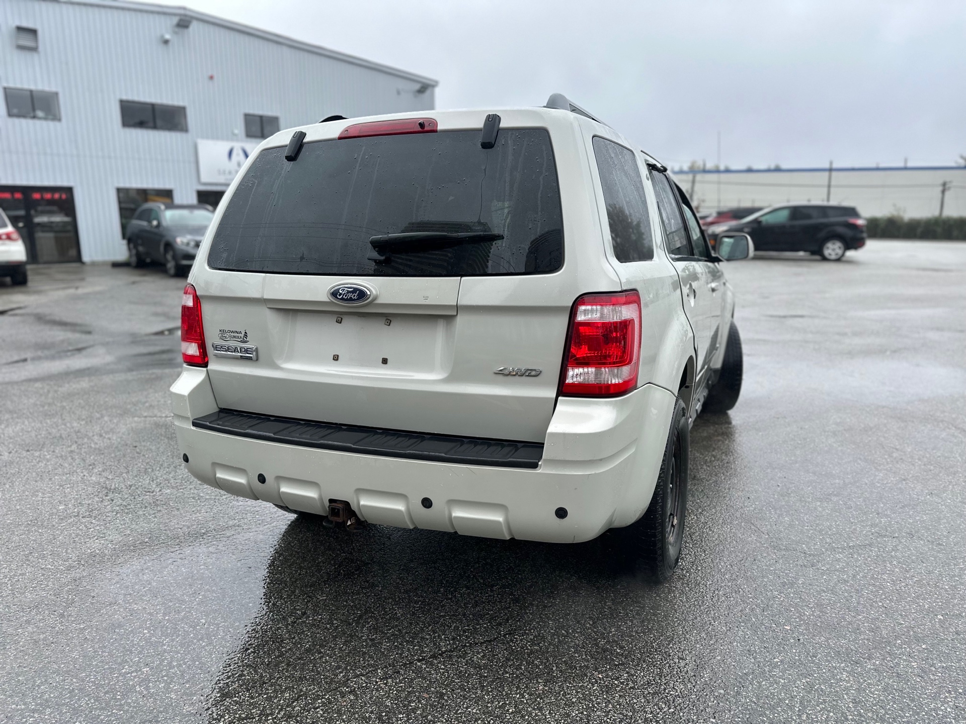 /canwestautoinc/2008-Ford-Escape-5433210076938328.jpg