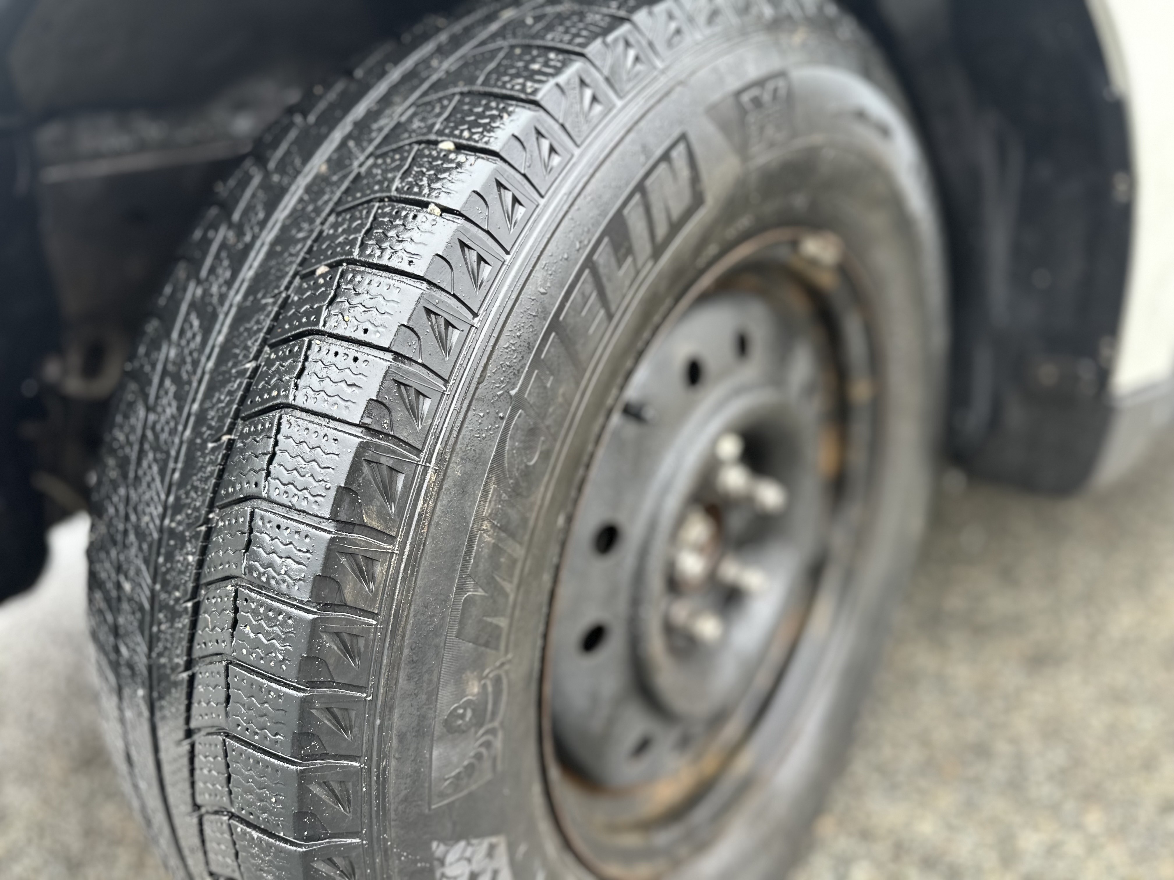 /canwestautoinc/2008-Ford-Escape-5715340499030896.jpg