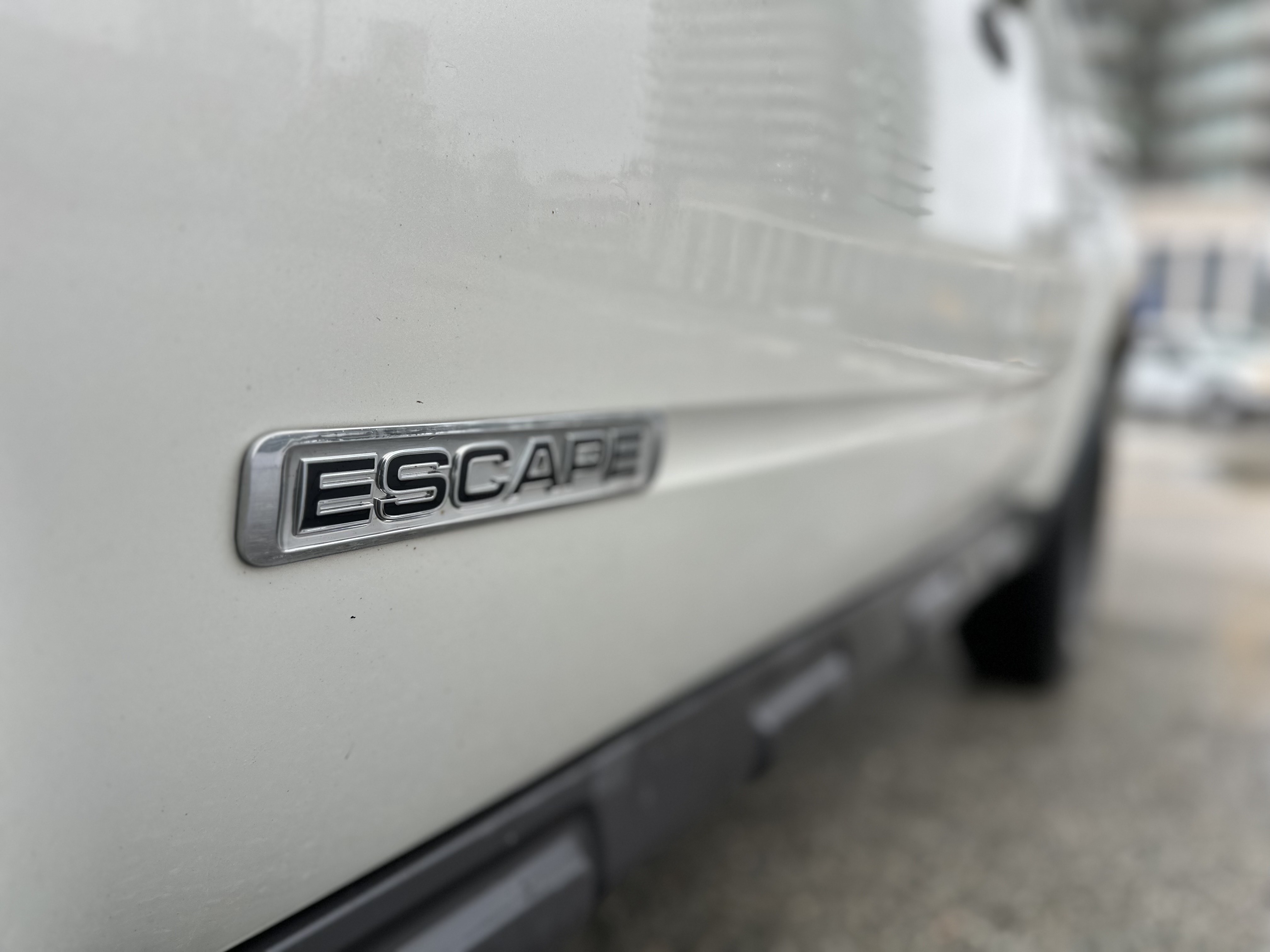 /canwestautoinc/2008-Ford-Escape-8295539079563086.jpg