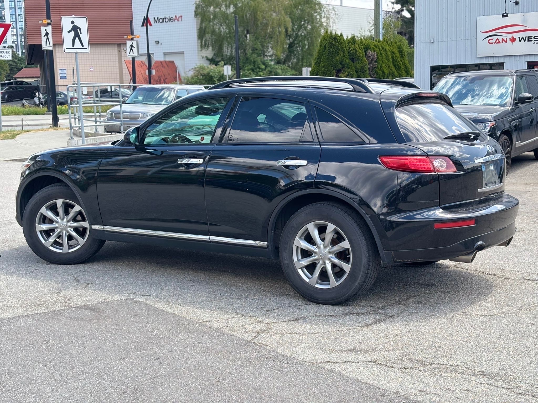 /canwestautoinc/2008-INFINITI-FX35-04128357105921654.jpg