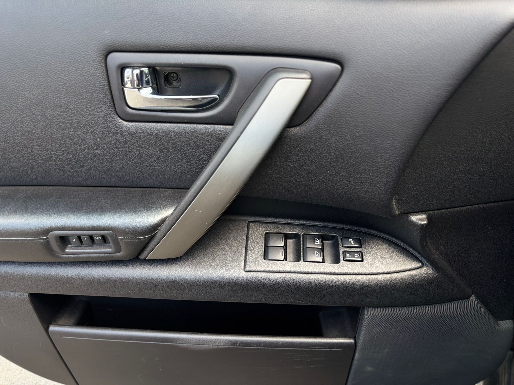 /canwestautoinc/2008-INFINITI-FX35-4675208914161615.jpg