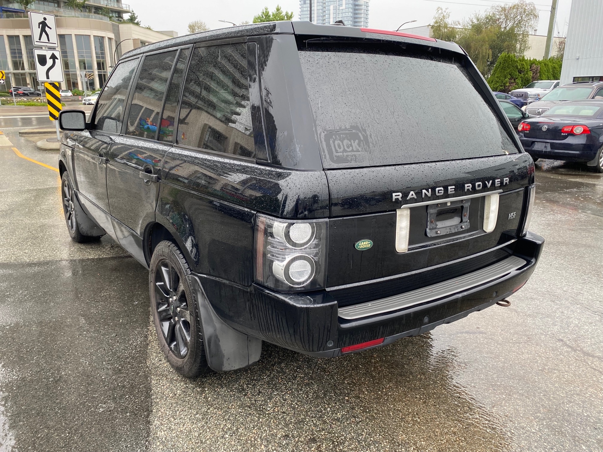 /canwestautoinc/2008-LandRover-RangeRover-281226937668245.jpg