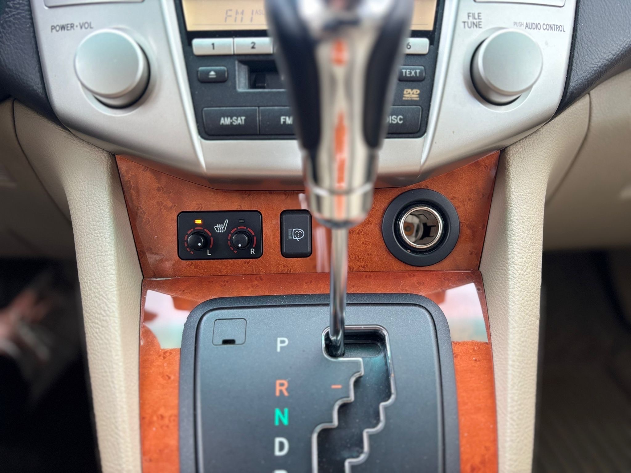 /canwestautoinc/2008-Lexus-RX400h-3005388951445893.jpg