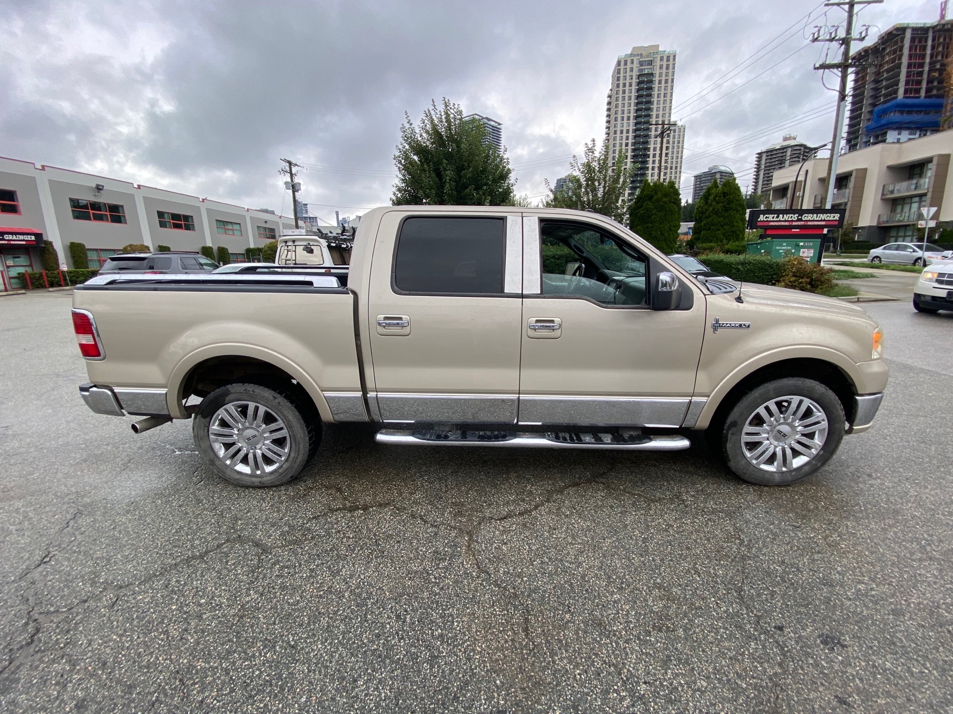 /canwestautoinc/2008-Lincoln-MarkLT-8424904349387292.jpg