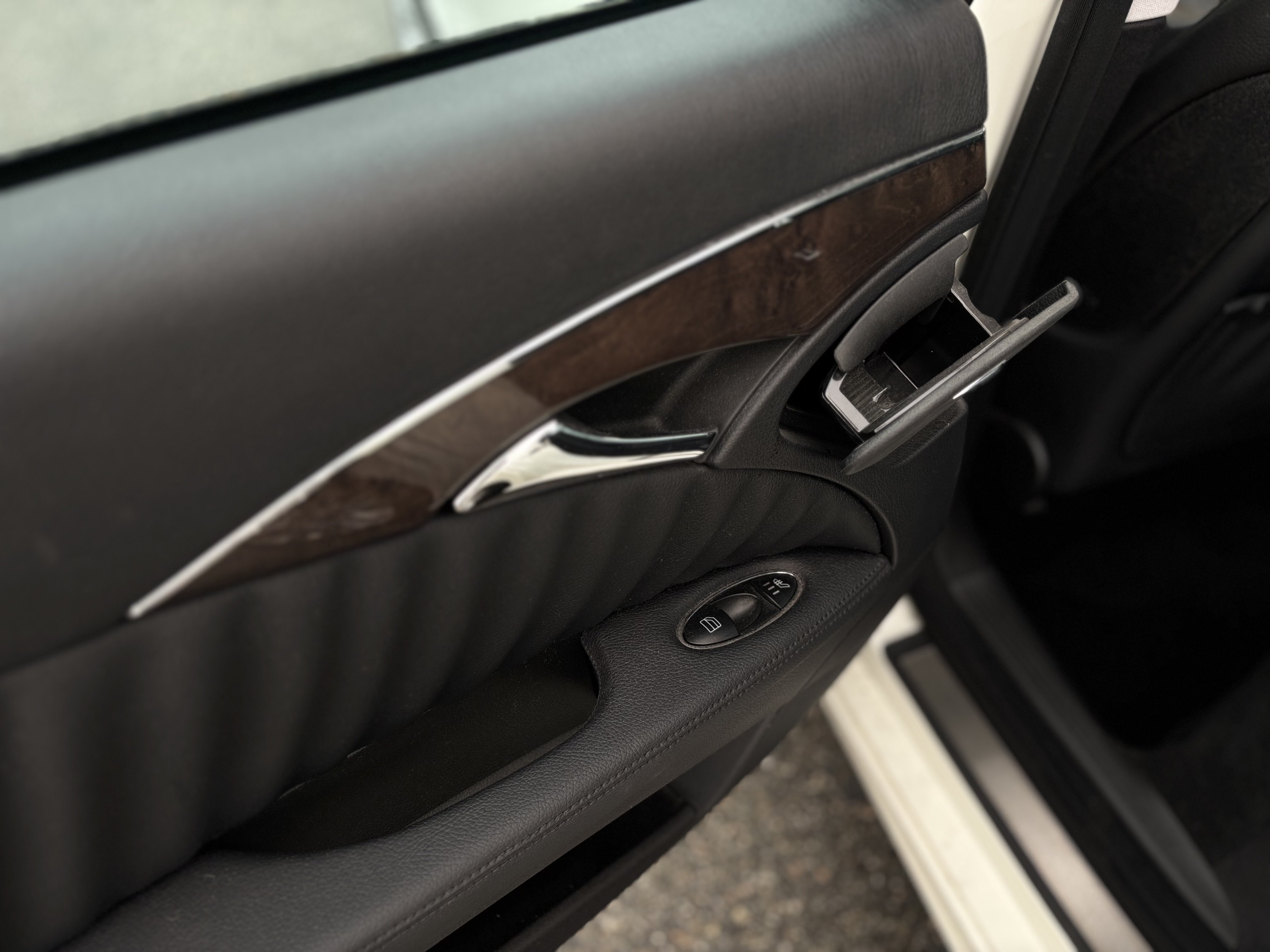 /canwestautoinc/2008-Mercedes-Benz-E-Class-3070862576382869.jpg