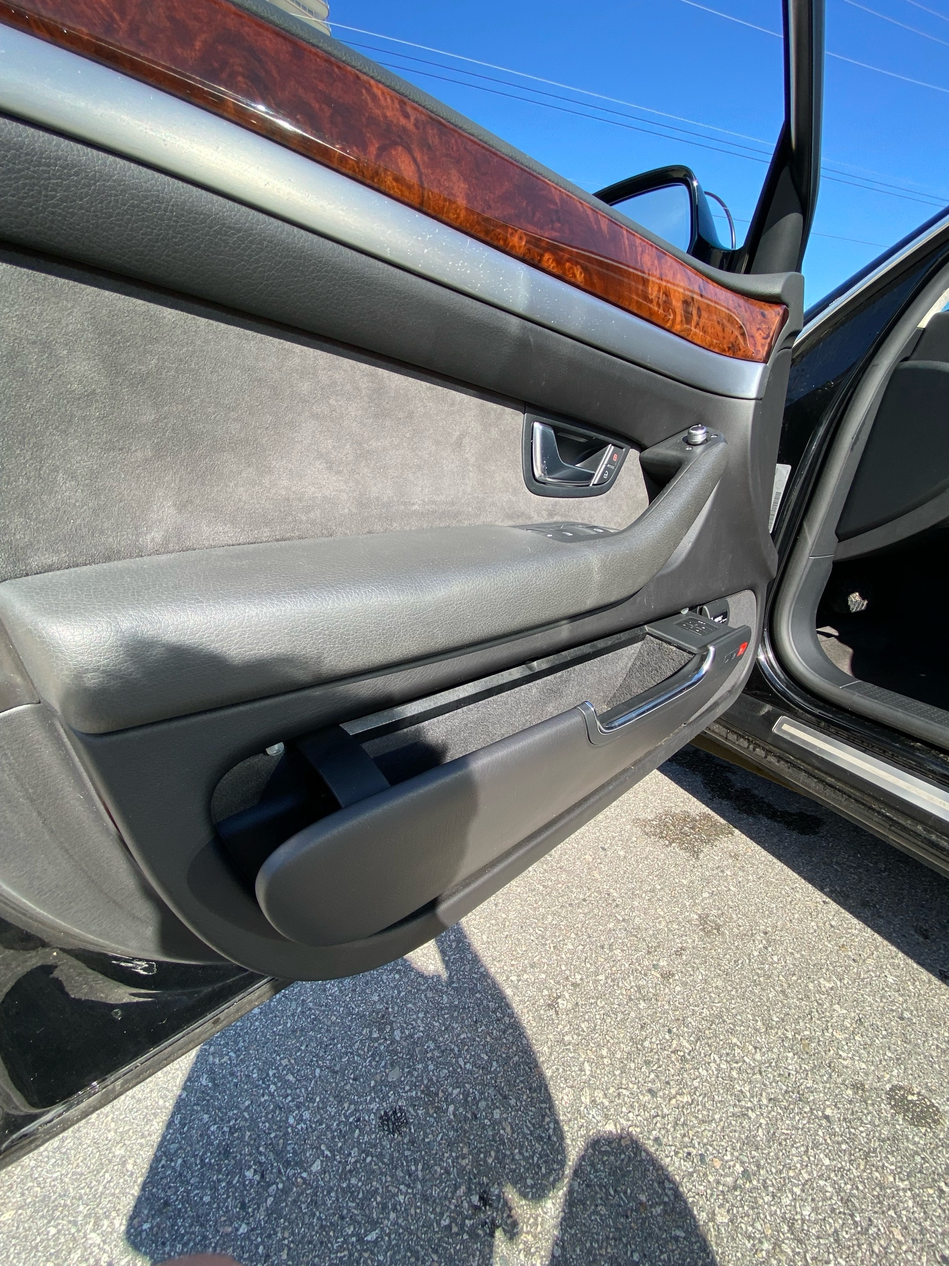 /canwestautoinc/2009-Audi-A8-20664574220500231.jpg