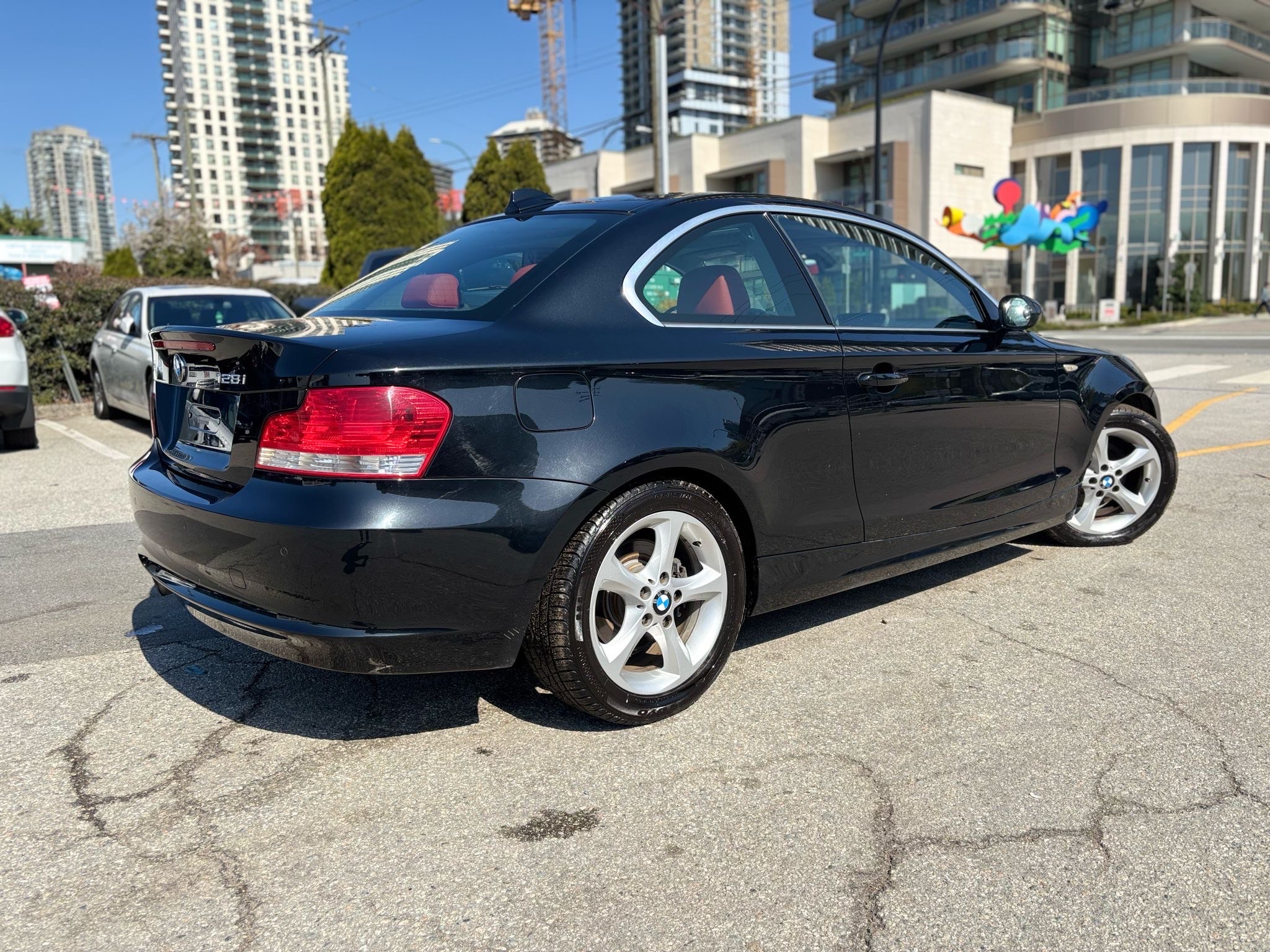 /canwestautoinc/2009-BMW-1Series-04107387585077826.jpg