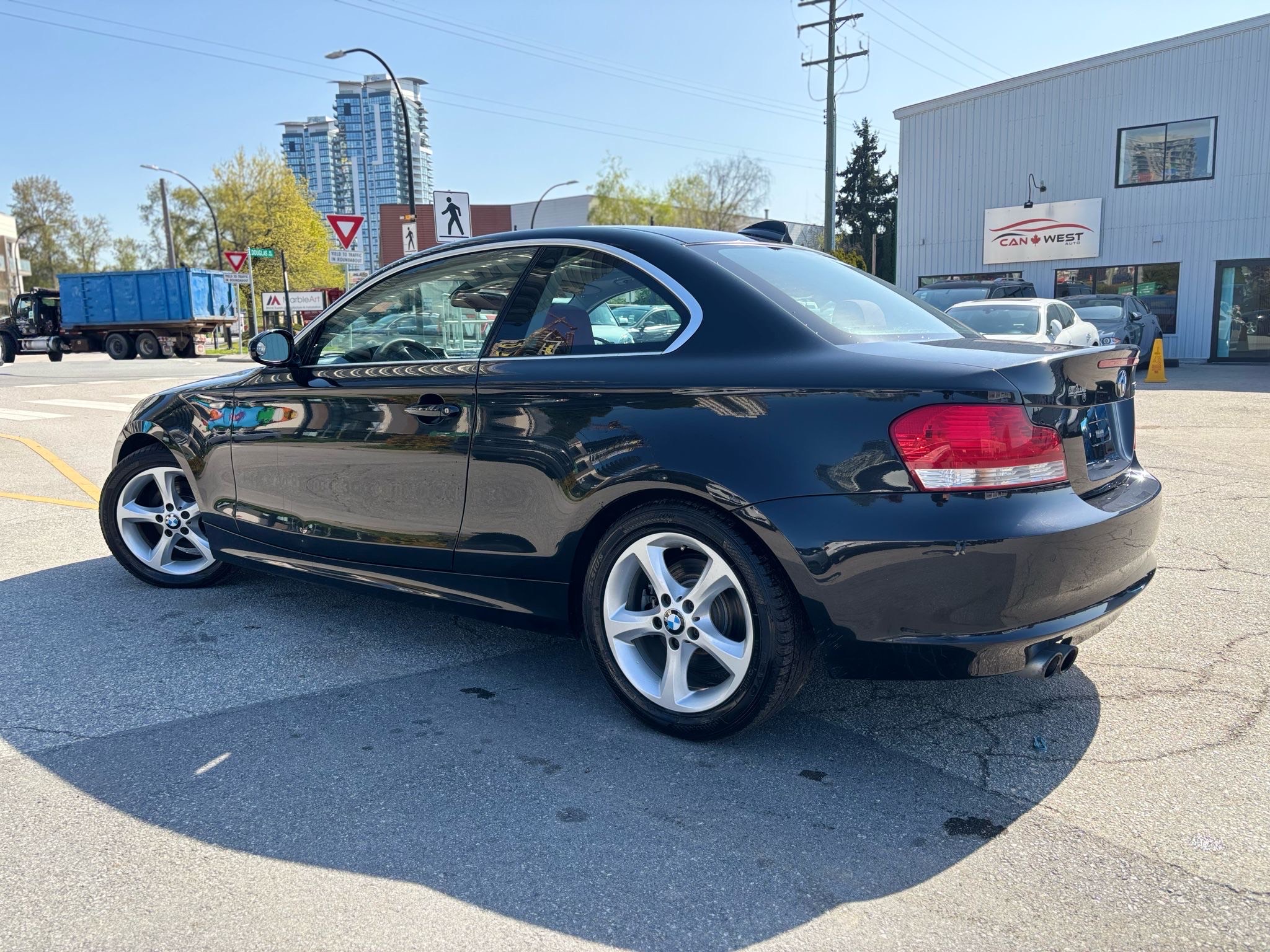 /canwestautoinc/2009-BMW-1Series-9993753447701903.jpg