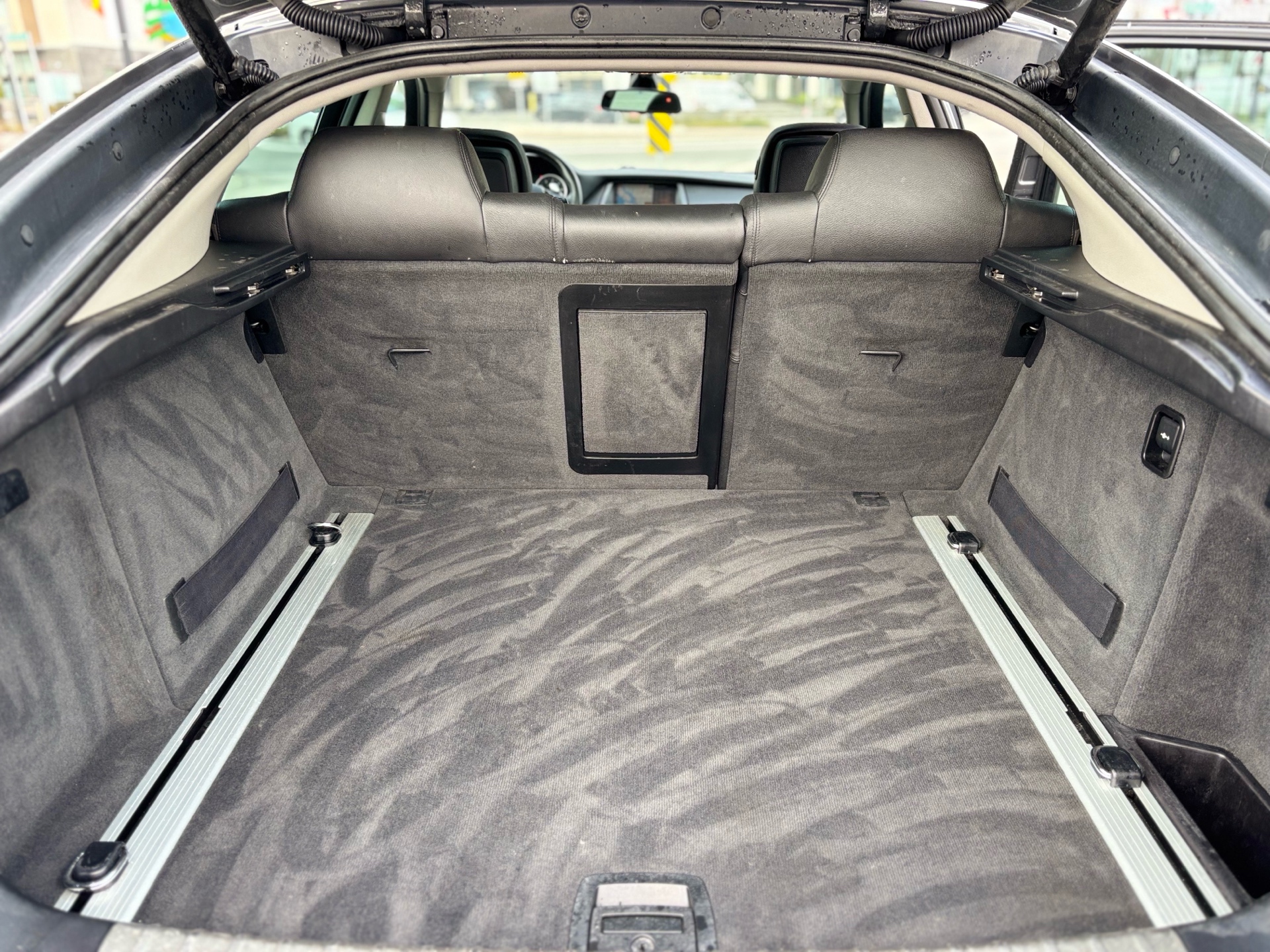 /canwestautoinc/2009-BMW-X6-8739477996317881.jpg