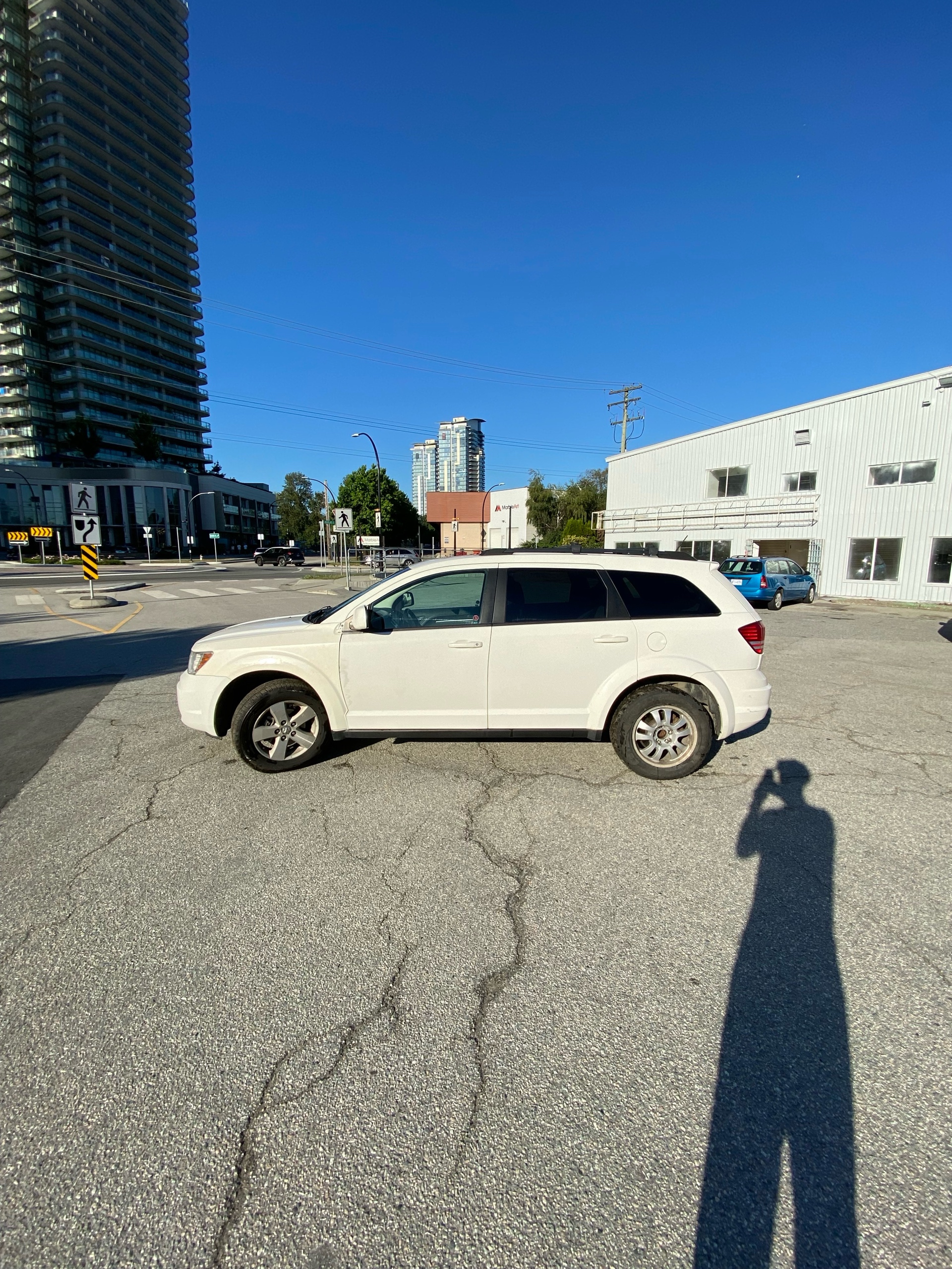 /canwestautoinc/2009-Dodge-Journey-7622037082577271.jpg