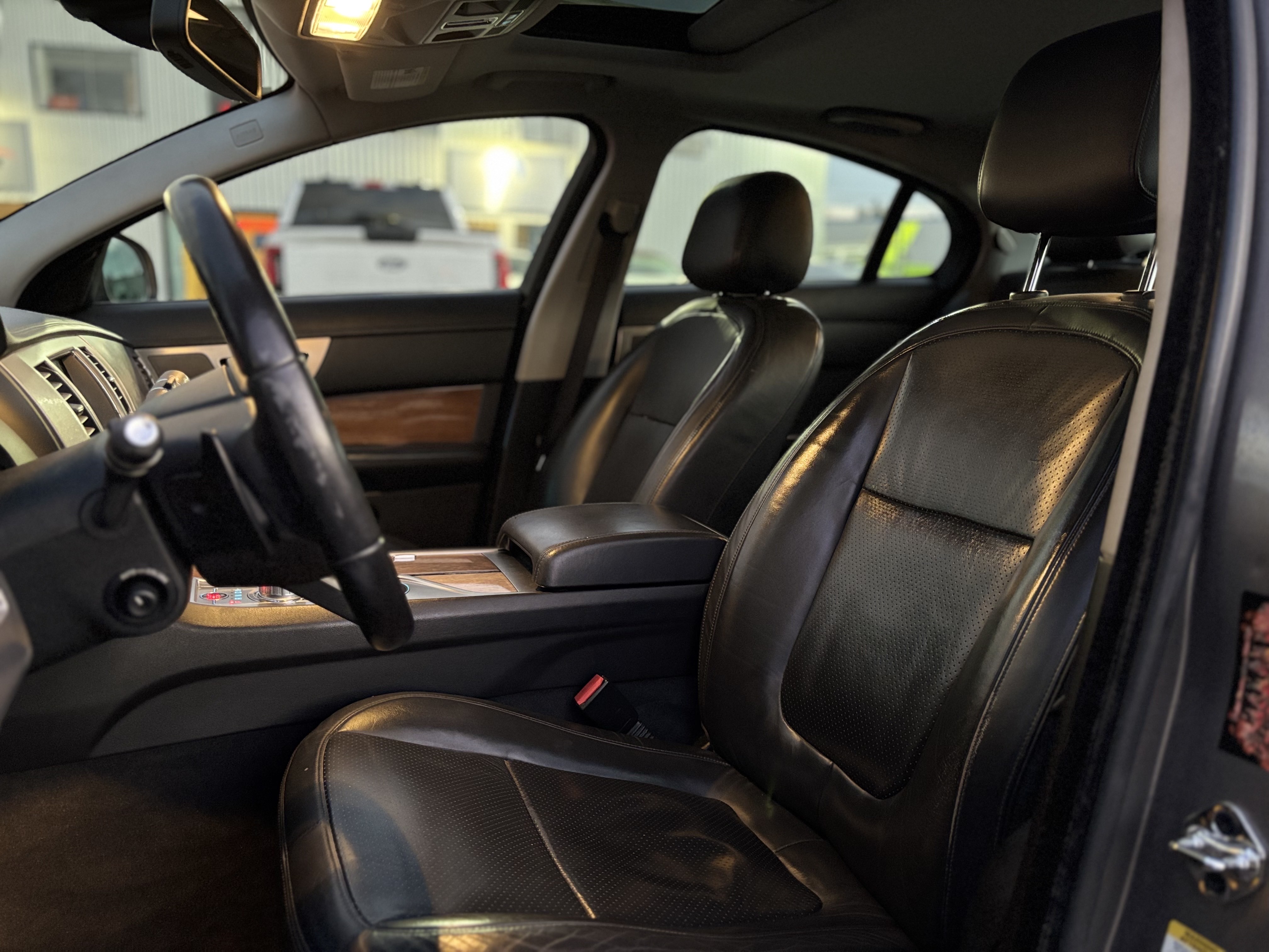 /canwestautoinc/2009-Jaguar-XF-6631757750294087.jpg
