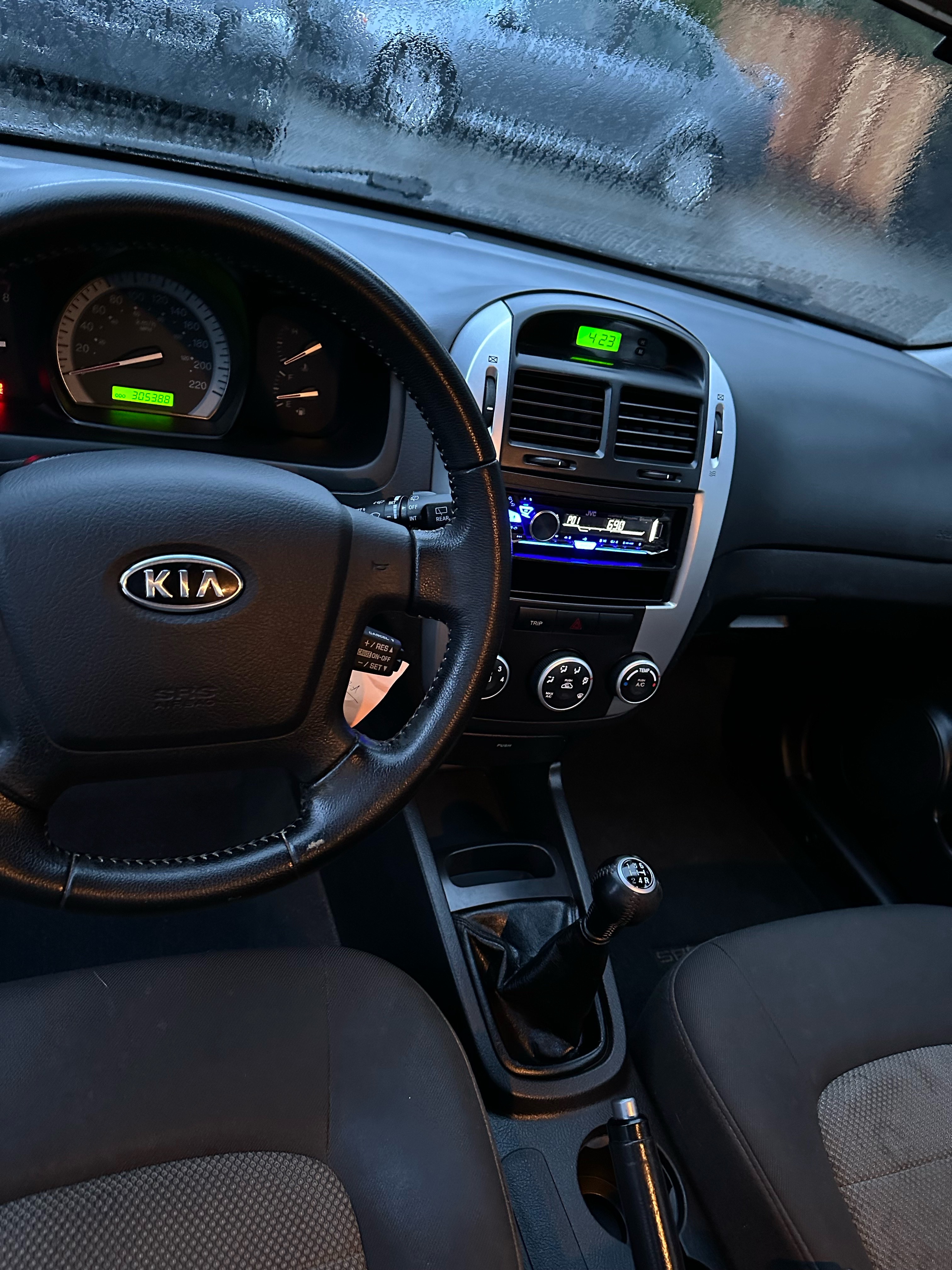 /canwestautoinc/2009-Kia-Spectra5-3320204960435569.jpg