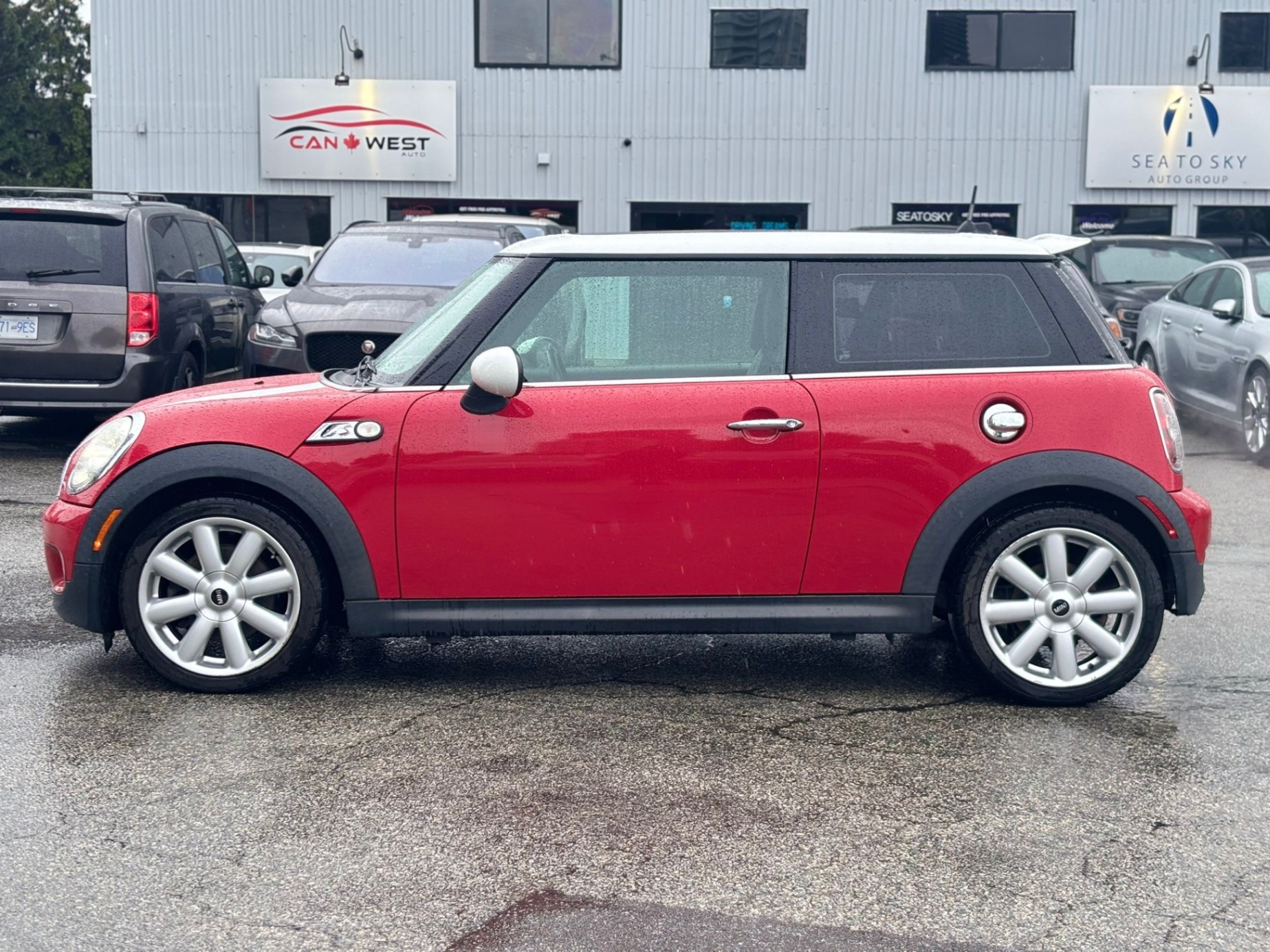 /canwestautoinc/2009-MINI-Cooper-7233276228896421.jpg