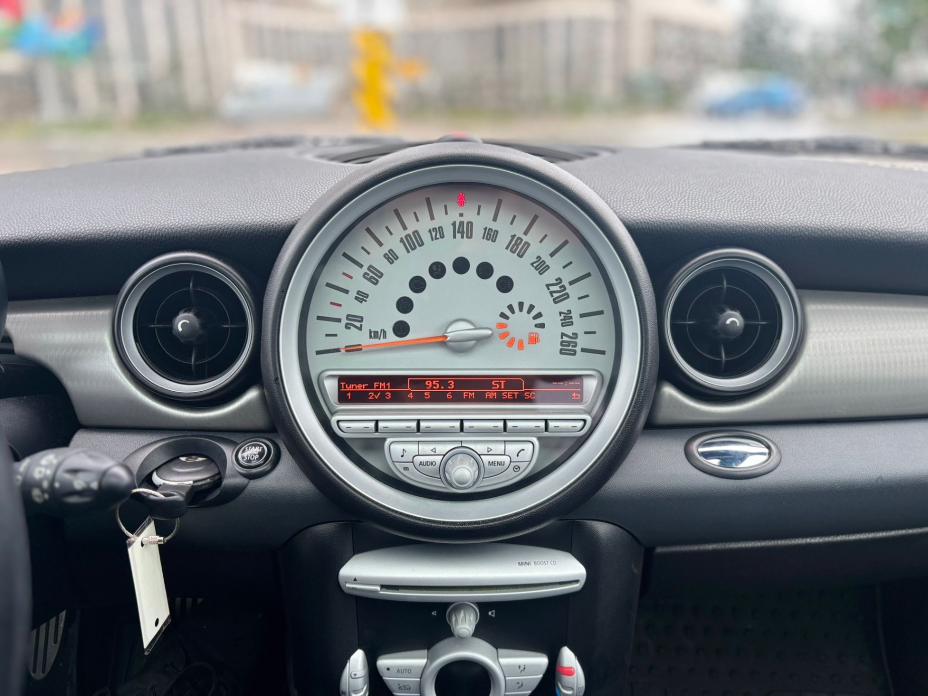 /canwestautoinc/2009-MINI-Cooper-7943609596255314.jpg