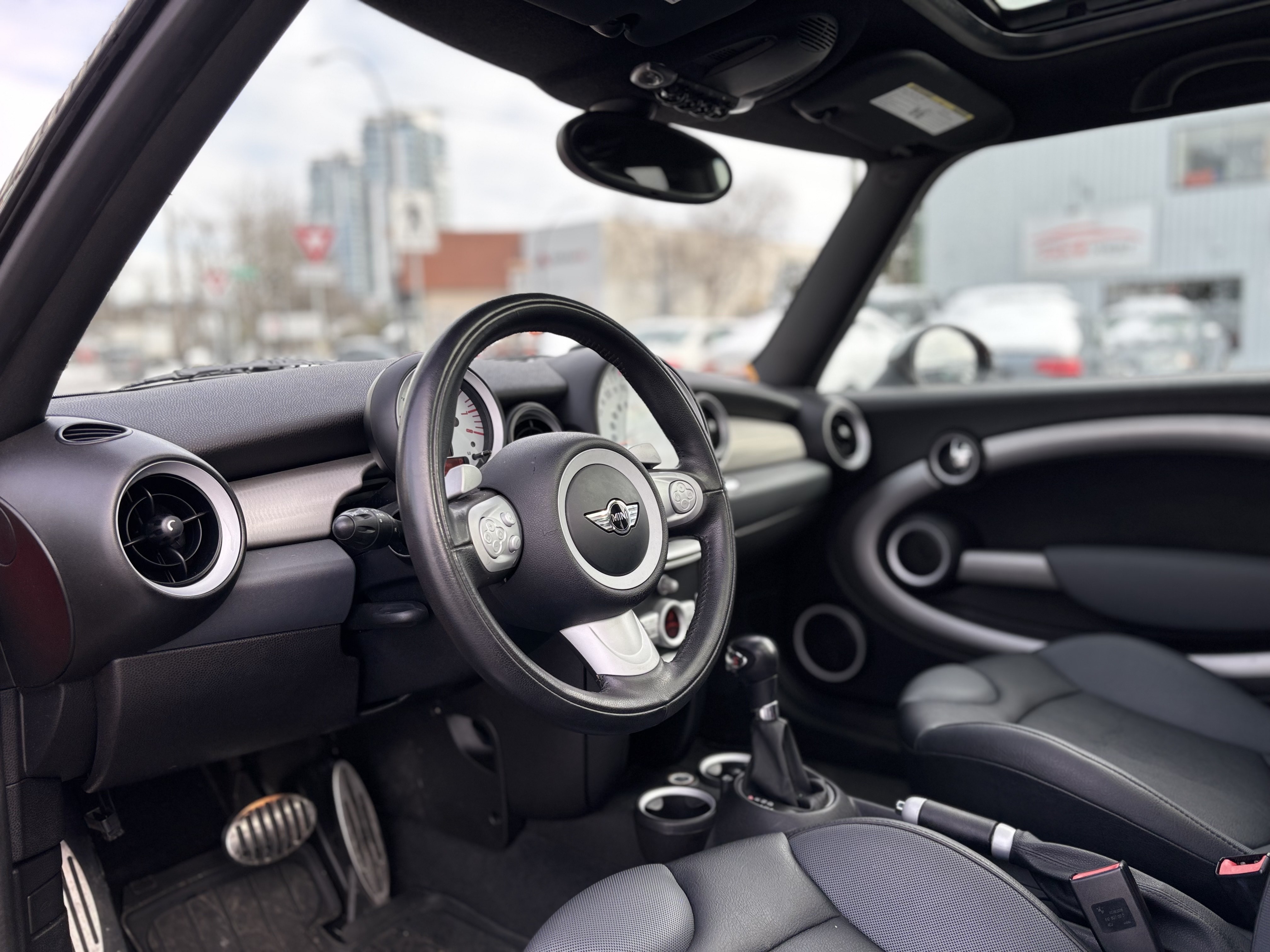 /canwestautoinc/2009-MINI-CooperHardtop-4455009430064638.jpg