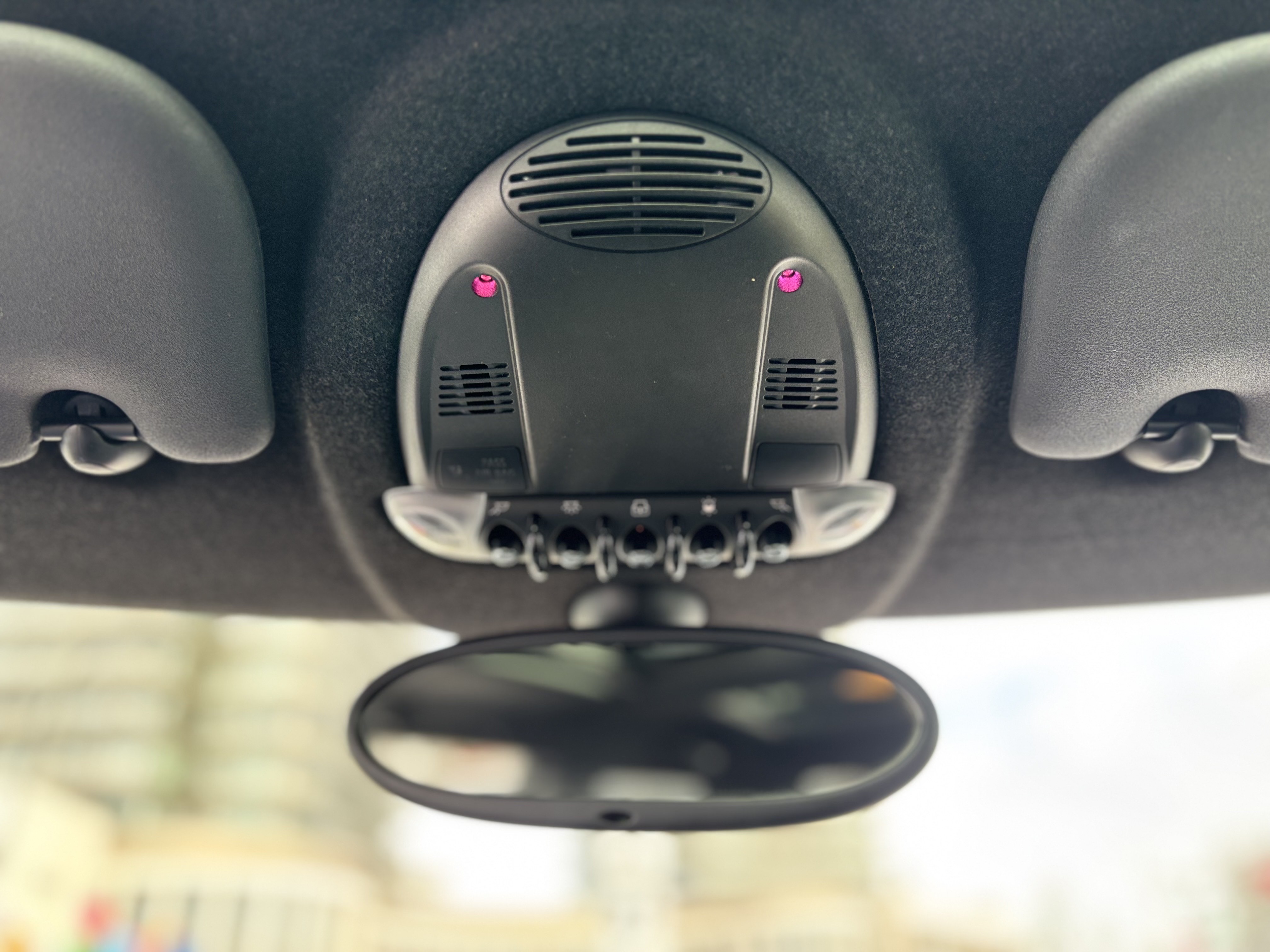 /canwestautoinc/2009-MINI-CooperHardtop-9388922126972266.jpg