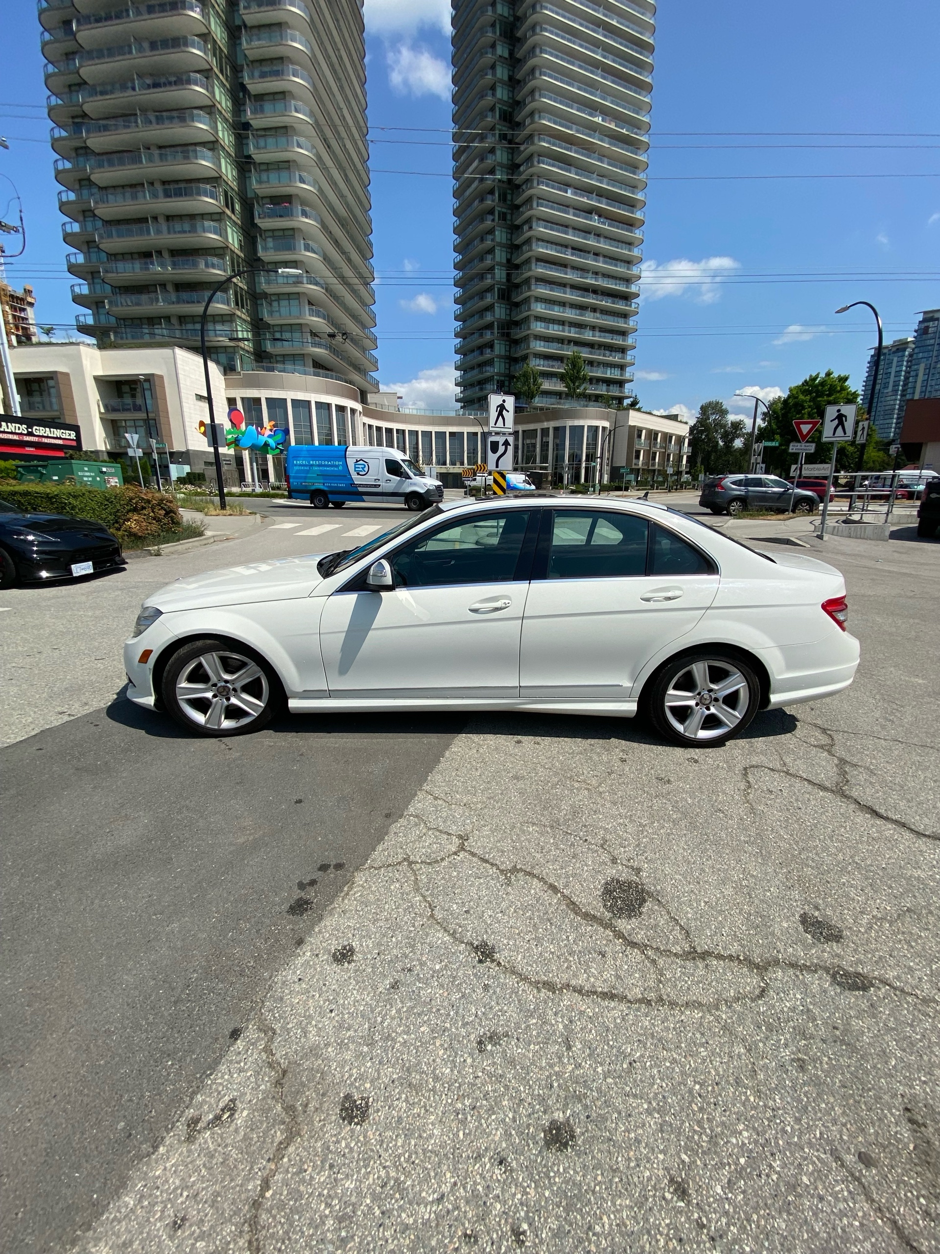 /canwestautoinc/2009-Mercedes-Benz-C-Class-902707170729566.jpg
