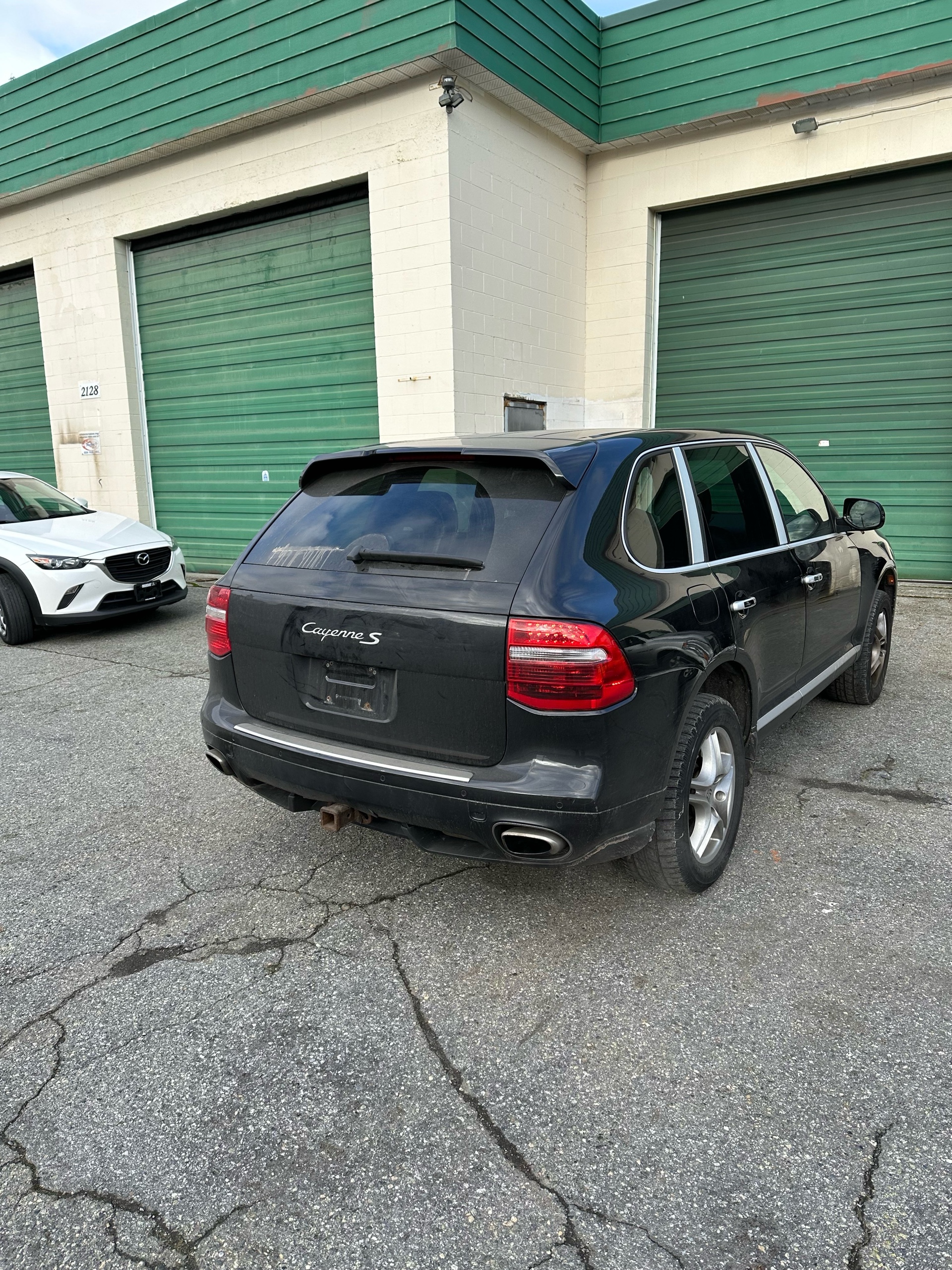 /canwestautoinc/2009-Porsche-Cayenne-7525884525073951.jpg