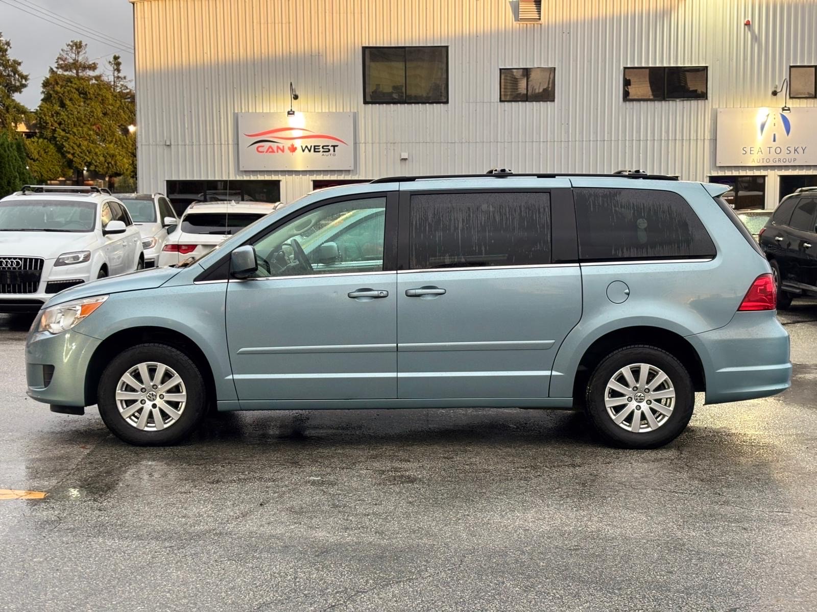 /canwestautoinc/2009-Volkswagen-Routan-7374989928801605.jpg