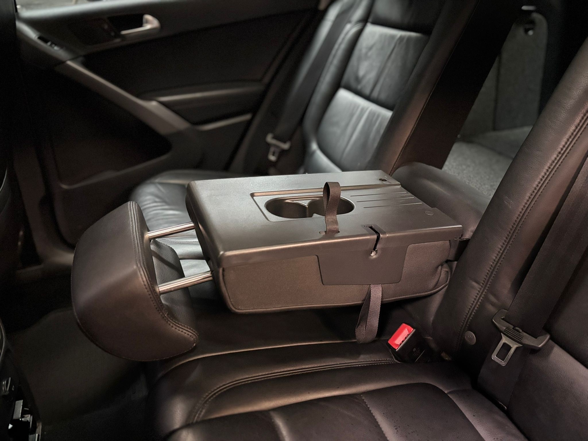/canwestautoinc/2009-Volkswagen-Tiguan-20713347677167926.jpg