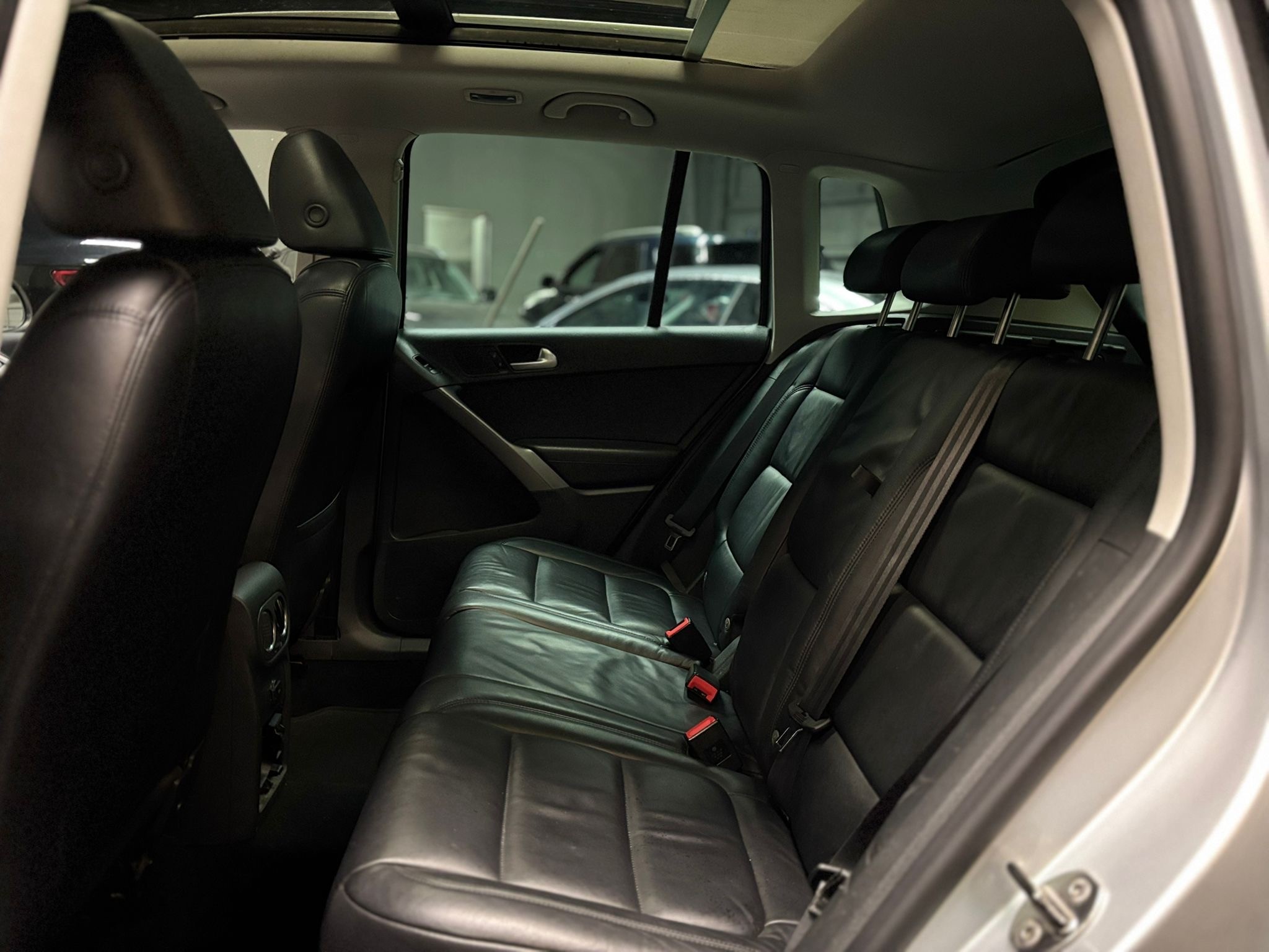 /canwestautoinc/2009-Volkswagen-Tiguan-5392528690968137.jpg