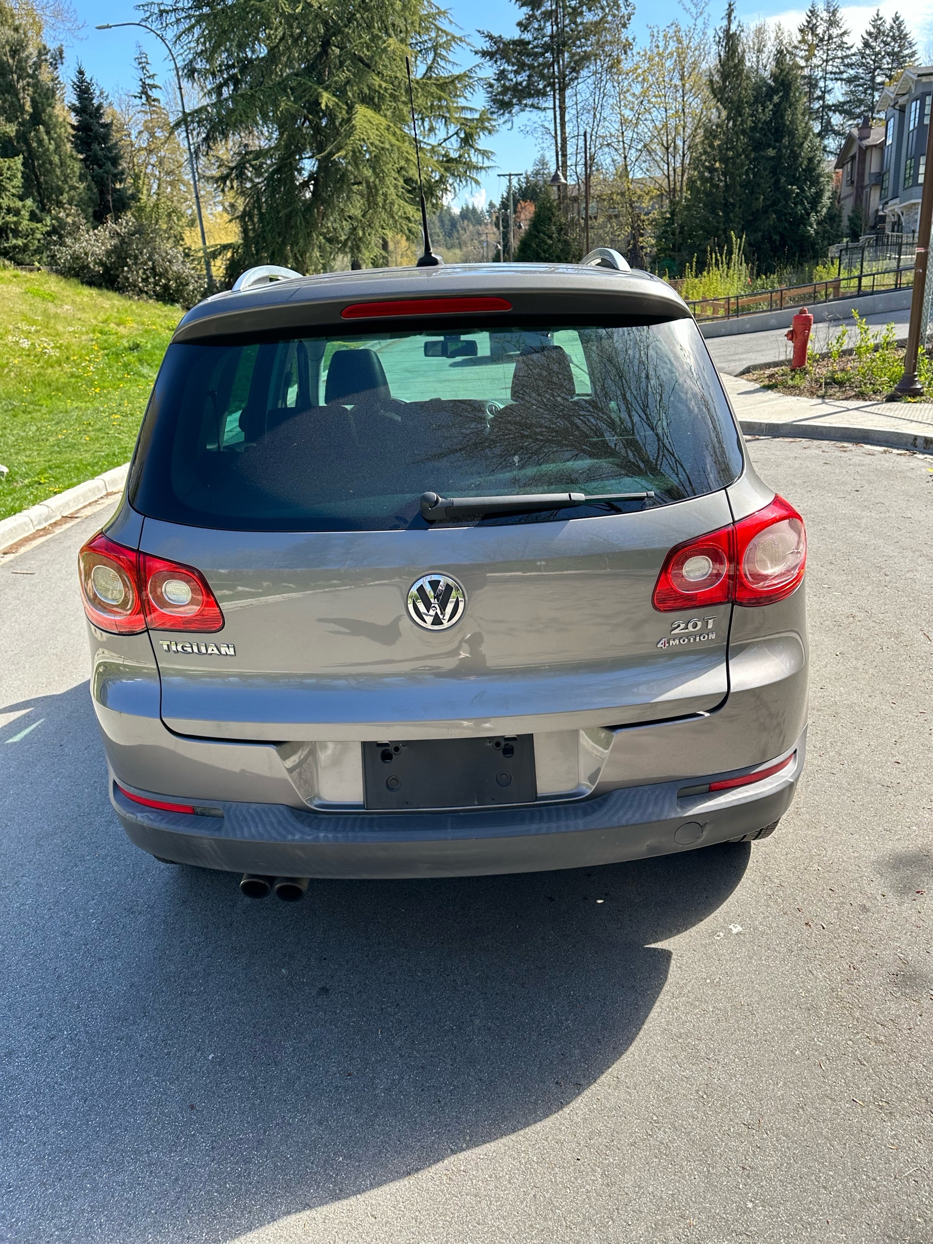 /canwestautoinc/2009-Volkswagen-Tiguan-8684611262156361.jpg