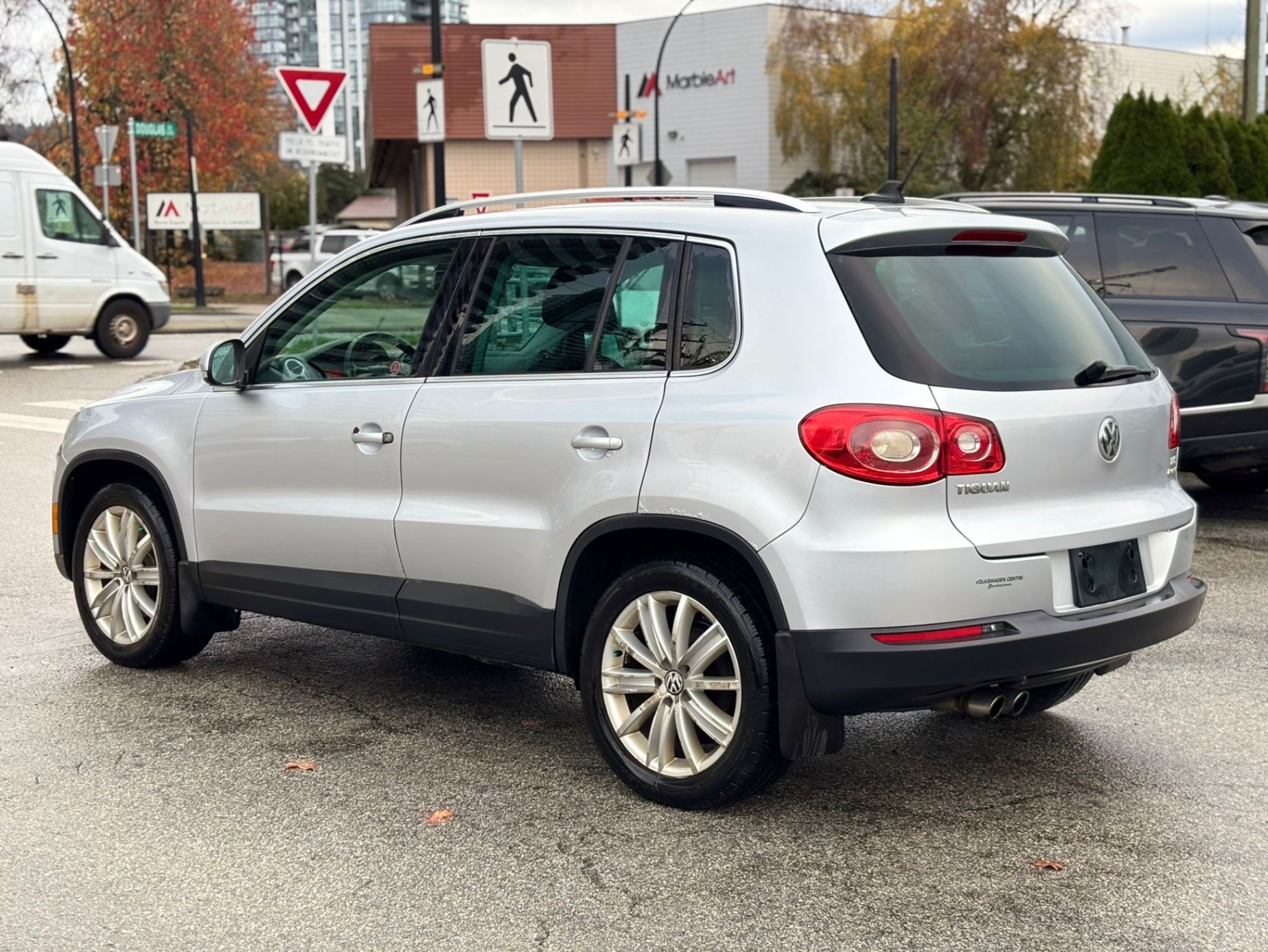 /canwestautoinc/2009-Volkswagen-Tiguan-8848185945834106.jpg