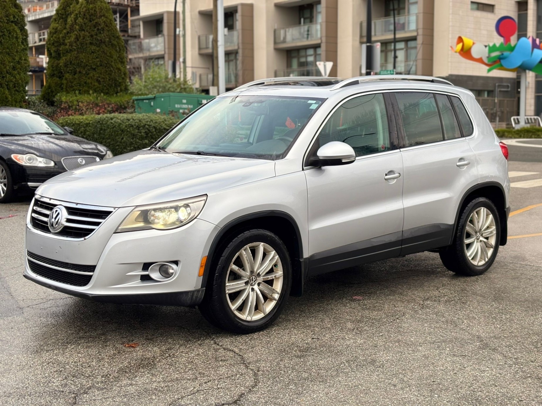 /canwestautoinc/2009-Volkswagen-Tiguan-9143968142805898.jpg