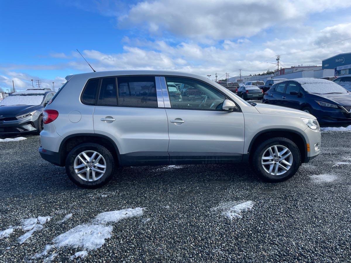 /canwestautoinc/2009-Volkswagen-Tiguan-9811898497019143.jpg