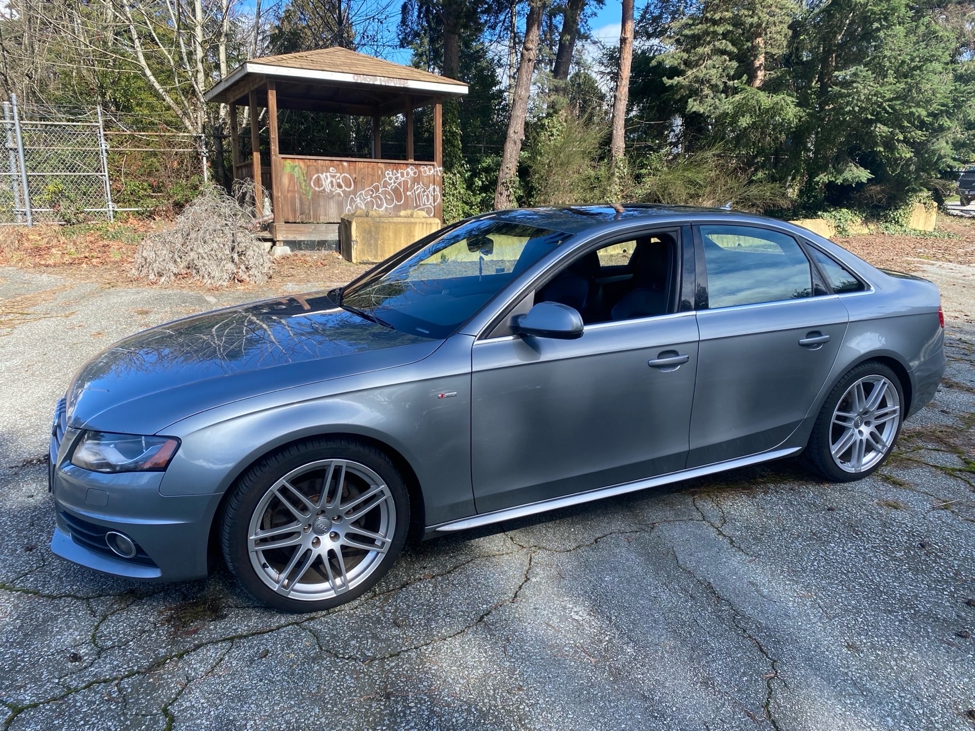 /canwestautoinc/2010-Audi-A4-21683921825965635.jpg