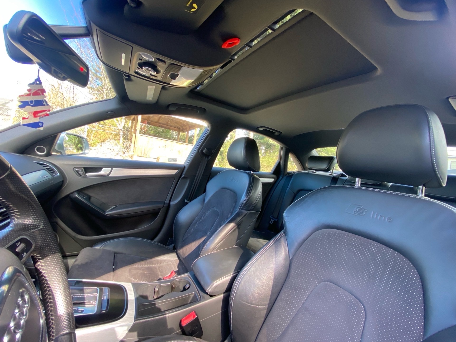 /canwestautoinc/2010-Audi-A4-7087037849681983.jpg