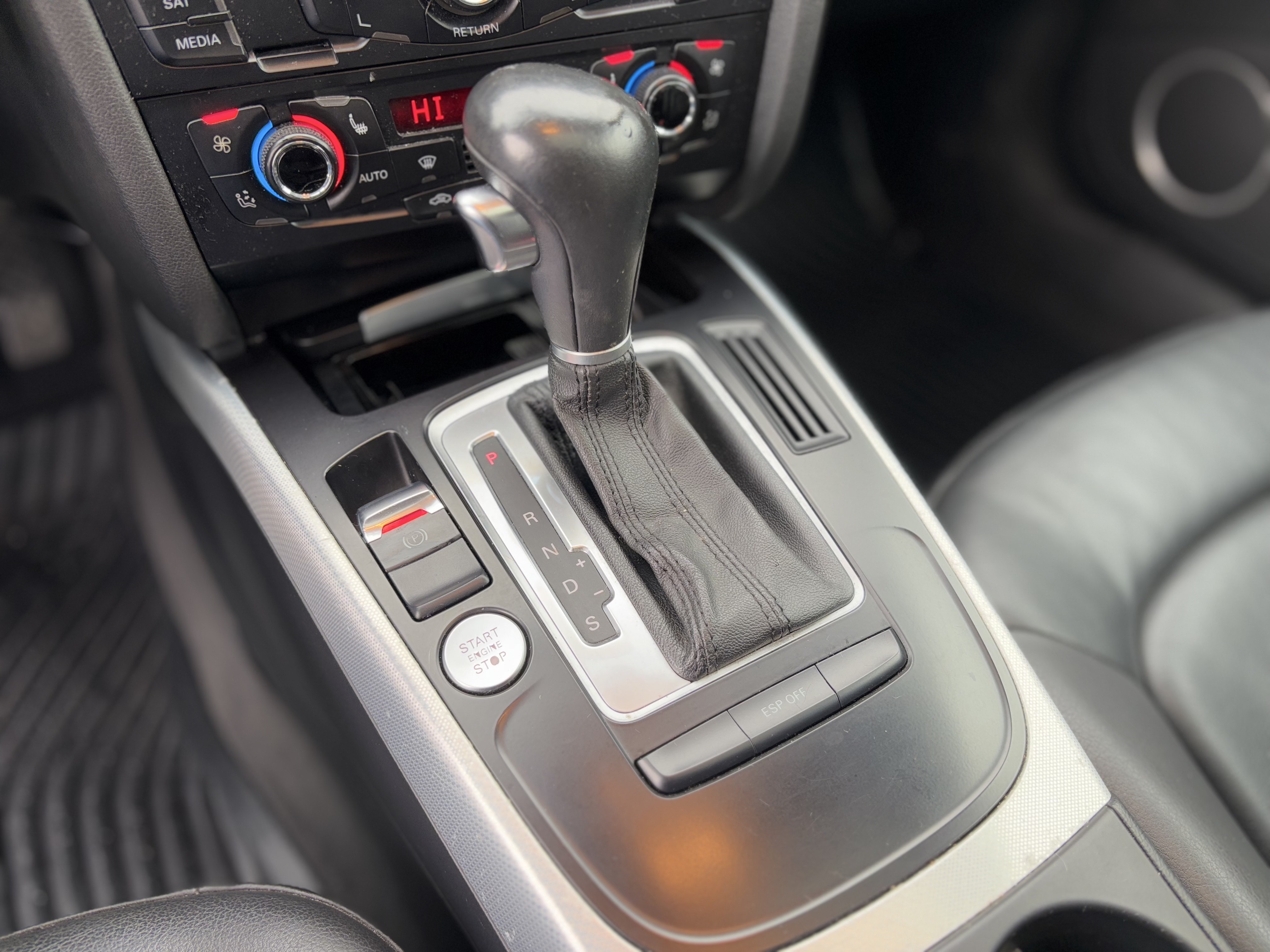 /canwestautoinc/2010-Audi-A5-9030910343098566.jpg