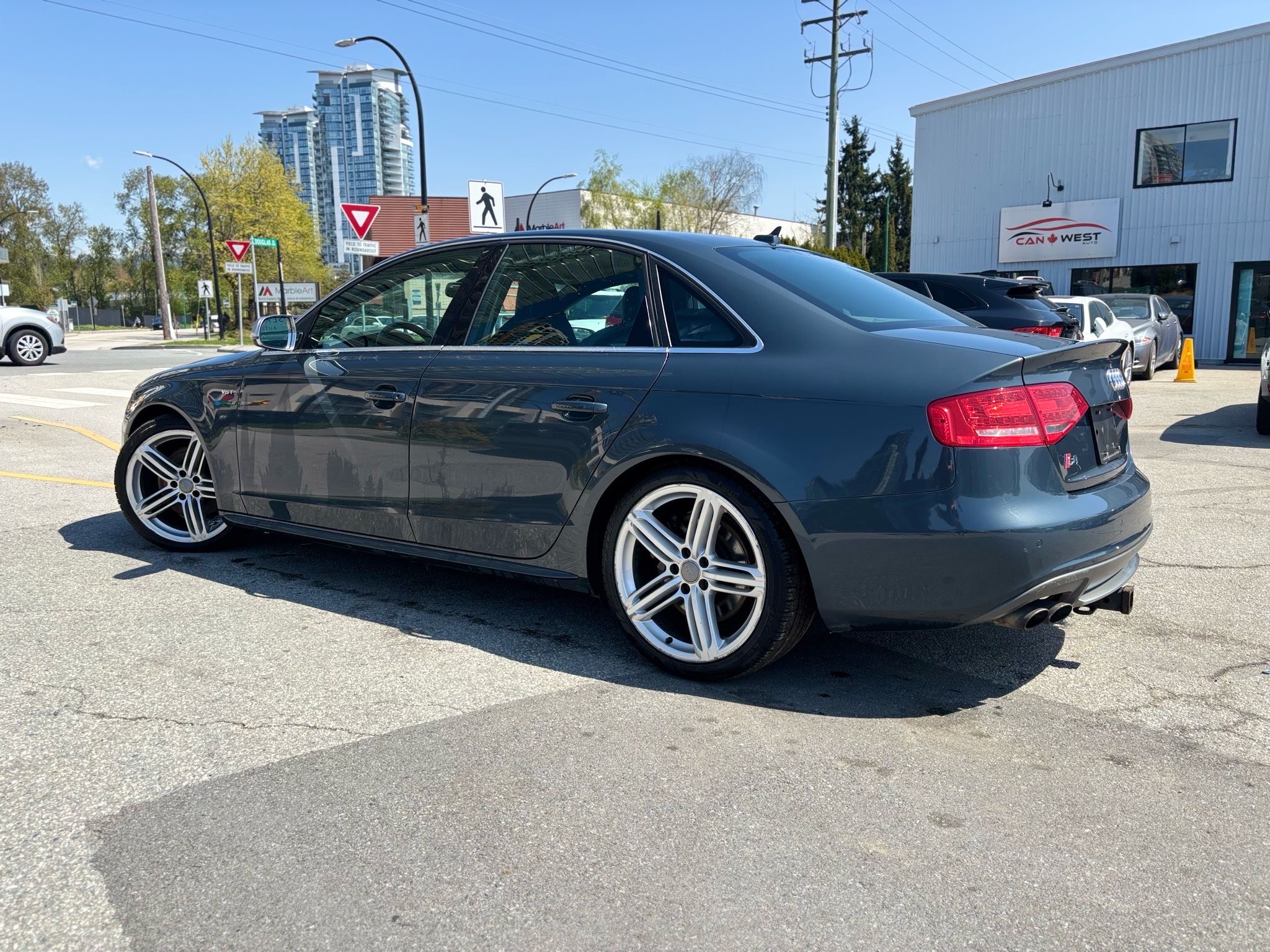 /canwestautoinc/2010-Audi-S4-020546648682357338.jpg