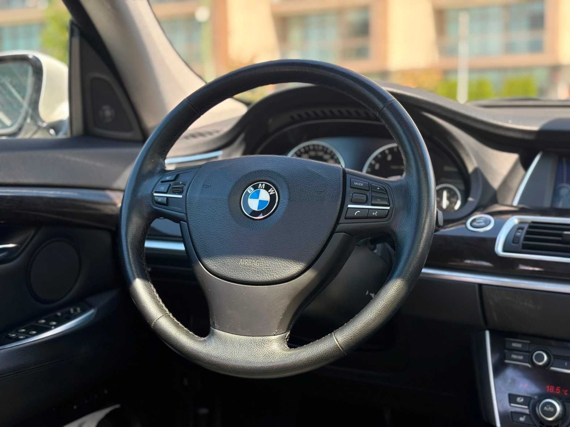 /canwestautoinc/2010-BMW-5Series-06229784489578982.jpg