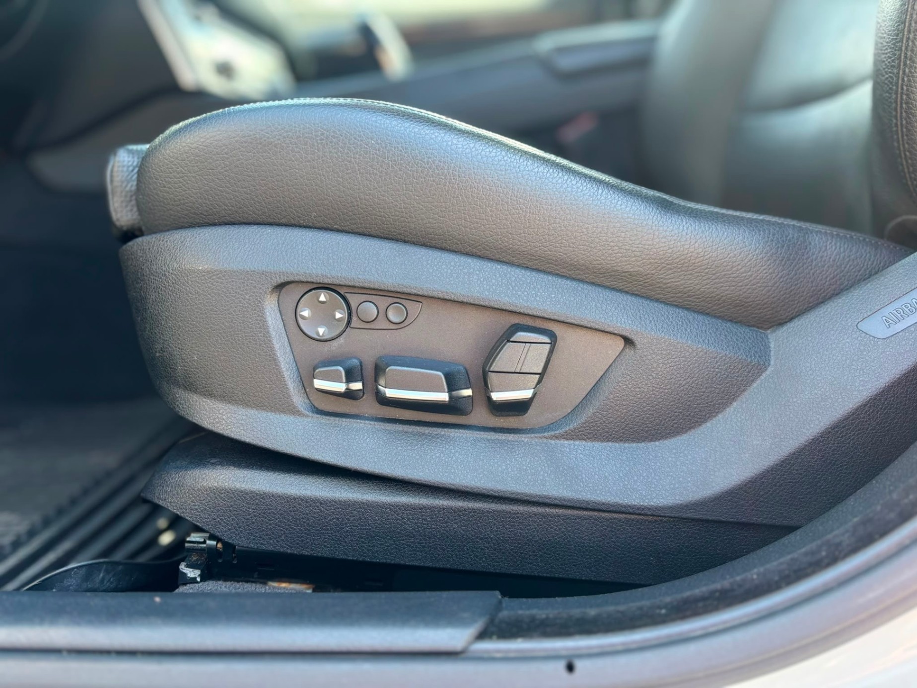 /canwestautoinc/2010-BMW-5Series-11481903057048015.jpg