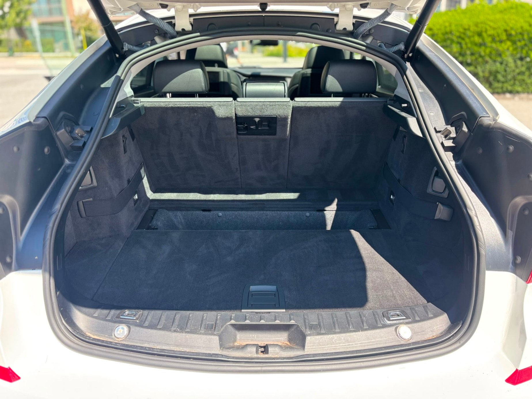 /canwestautoinc/2010-BMW-5Series-47666220241419643.jpg