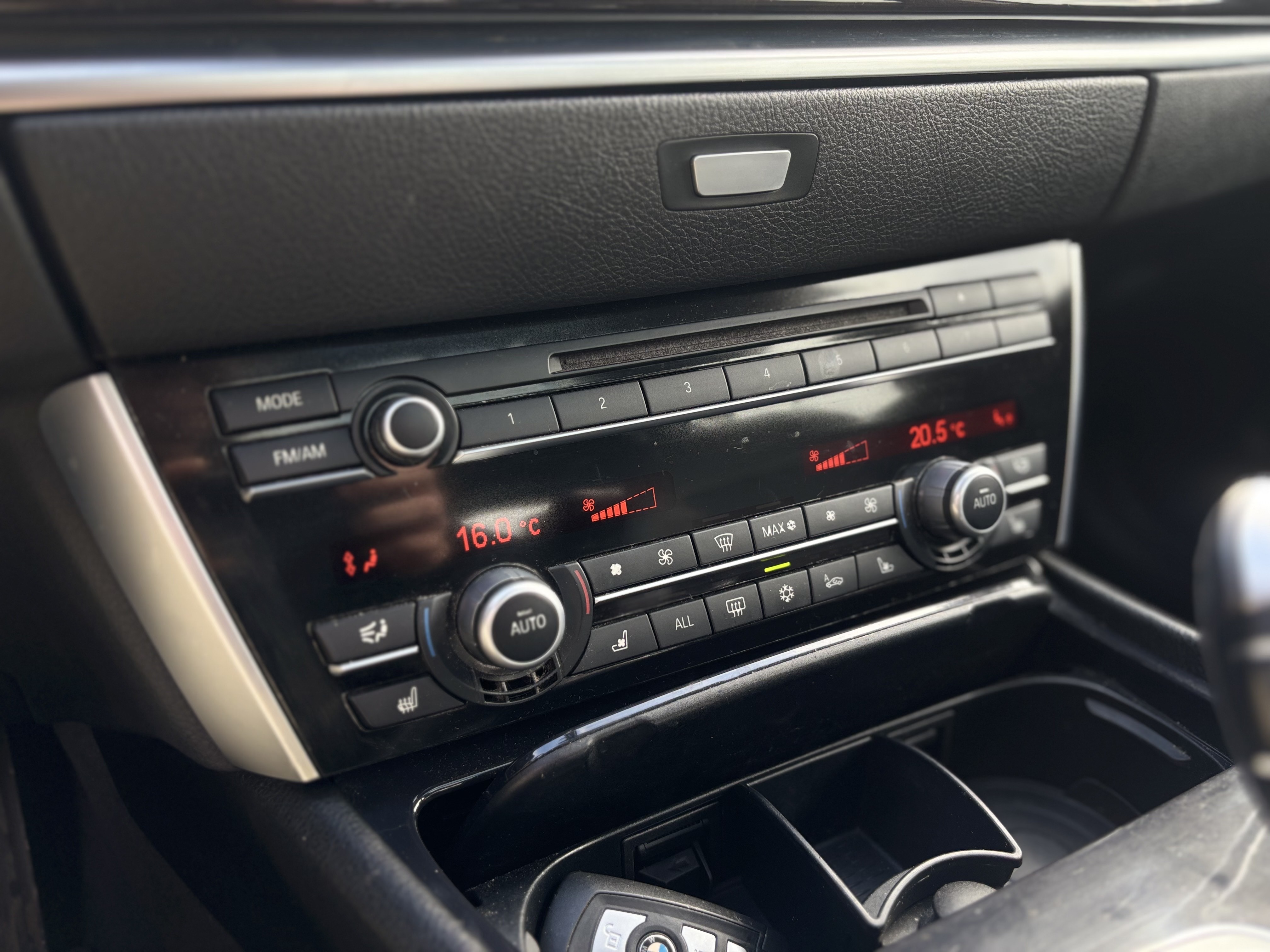 /canwestautoinc/2010-BMW-5Series-4934525611321974.jpg