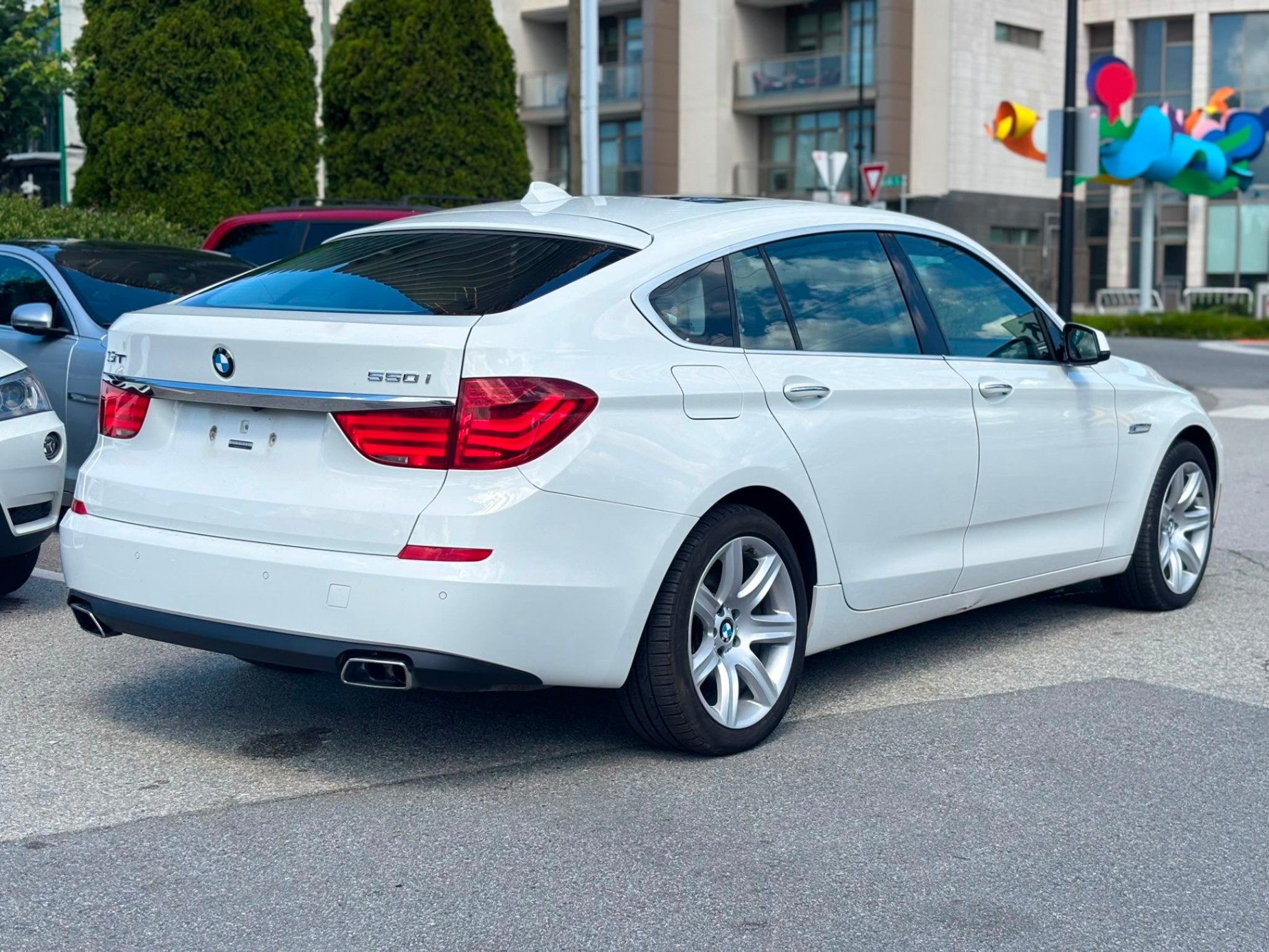/canwestautoinc/2010-BMW-5Series-6565299930448381.jpg