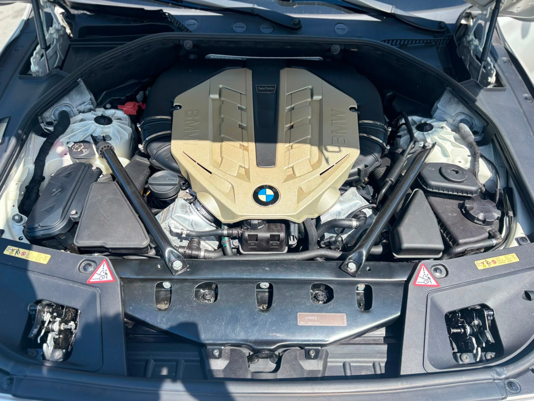 /canwestautoinc/2010-BMW-5Series-6696605623839686.jpg